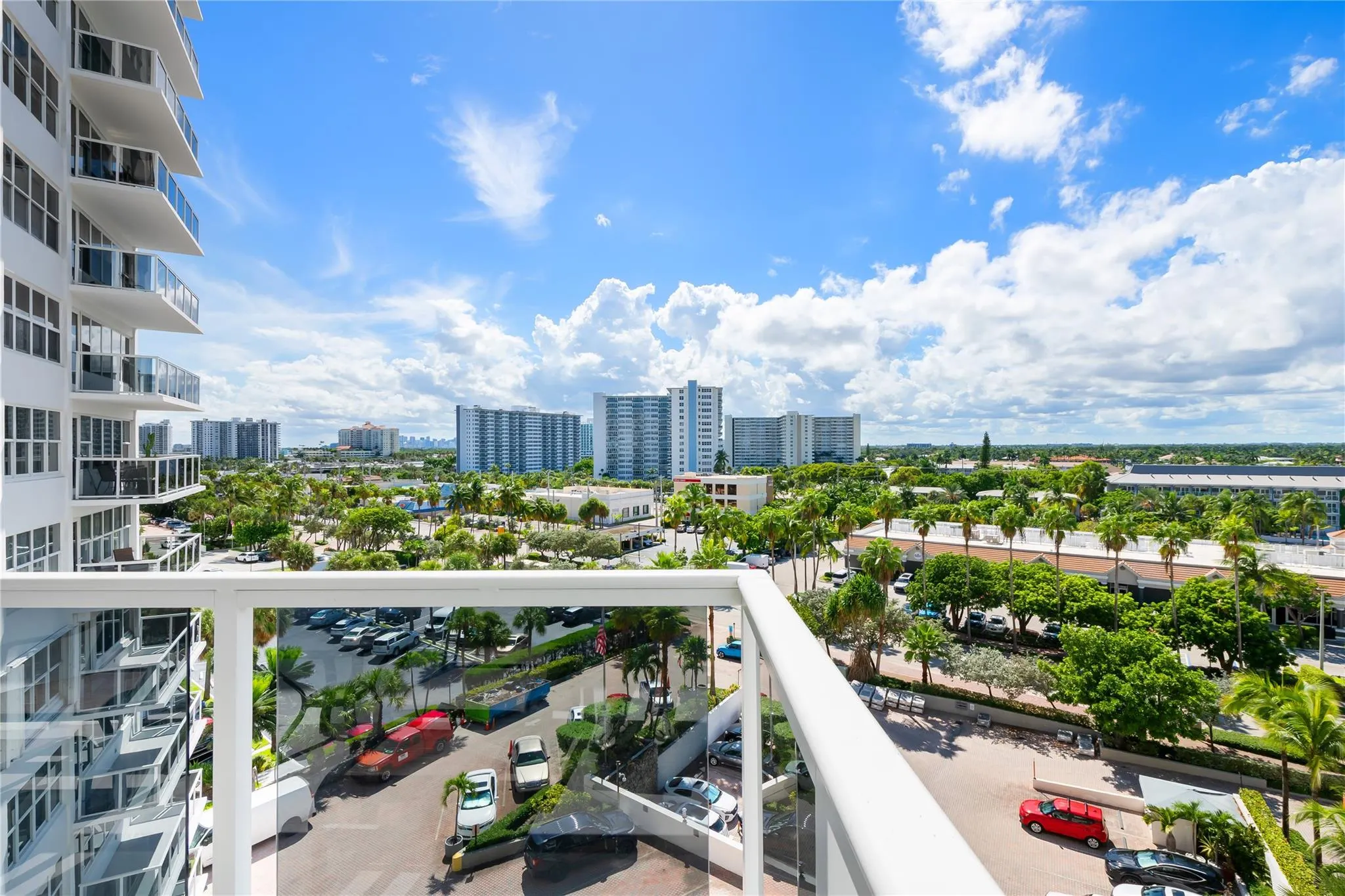 3700 Galt Ocean Dr, #714
