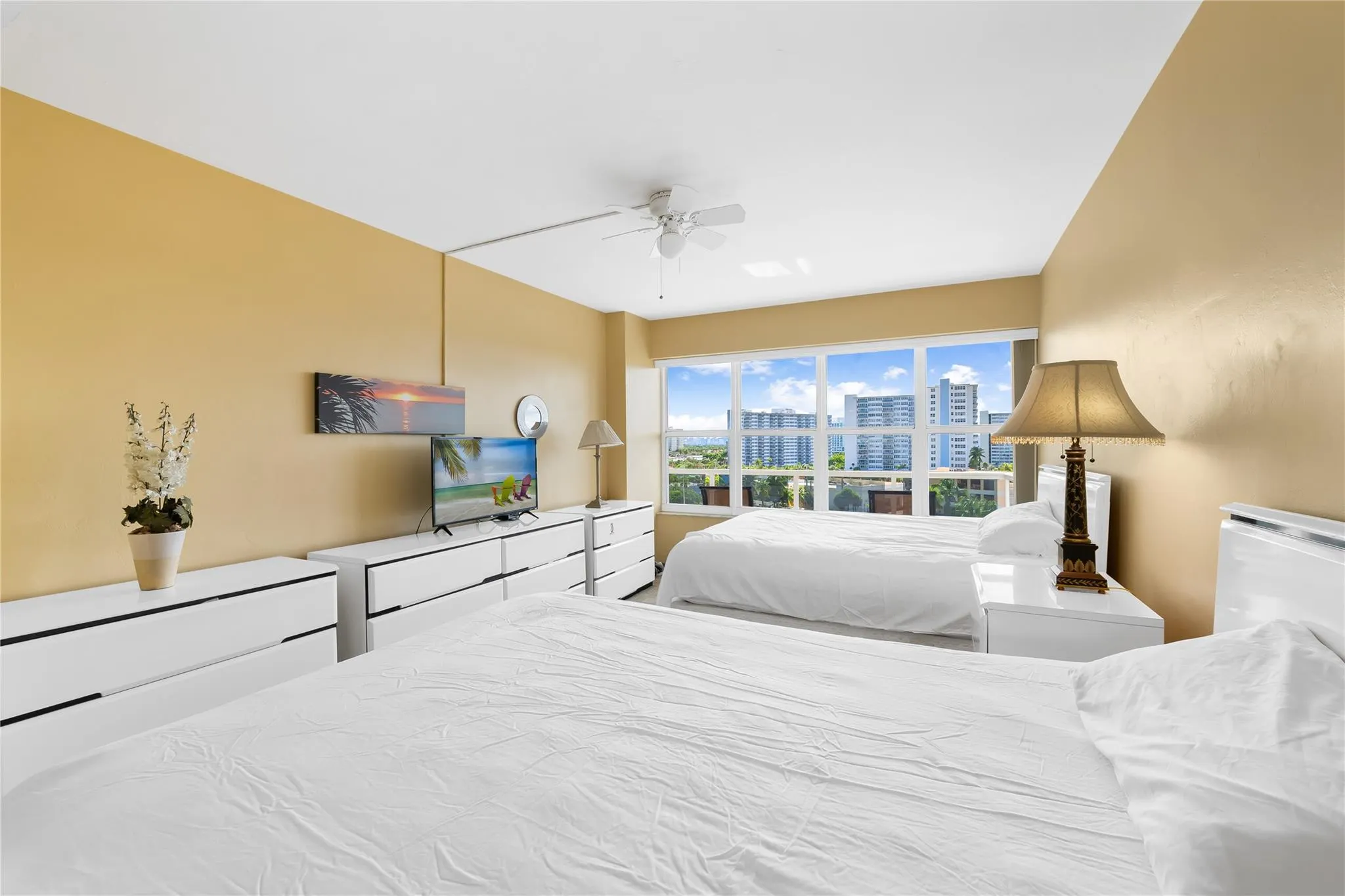 3700 Galt Ocean Dr, #714