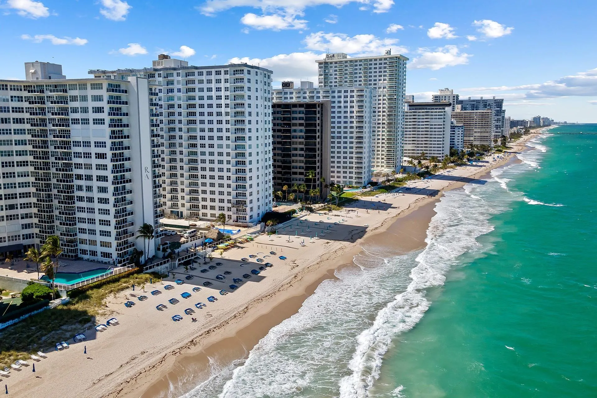 3700 Galt Ocean Dr, #714