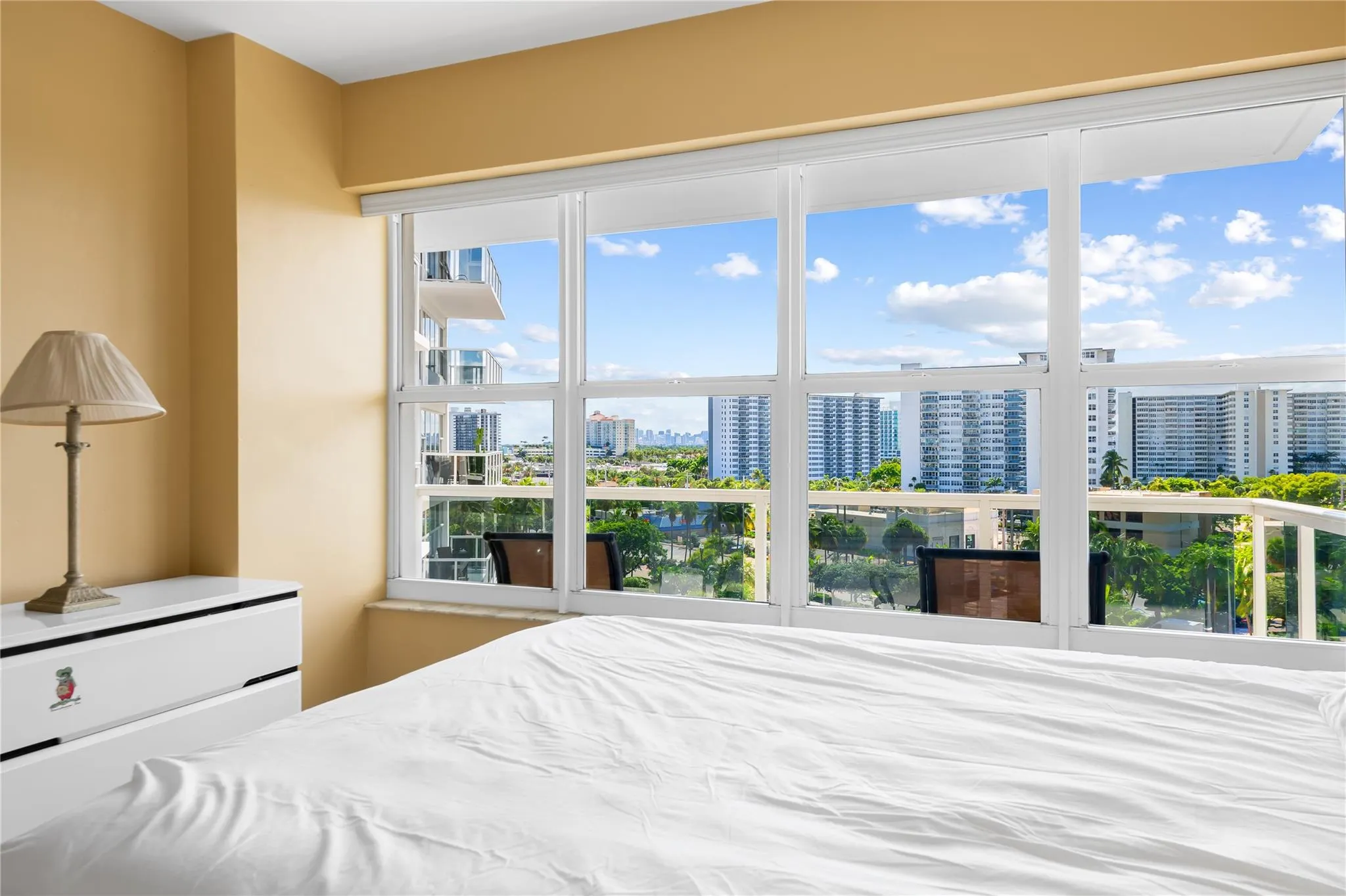 3700 Galt Ocean Dr, #714