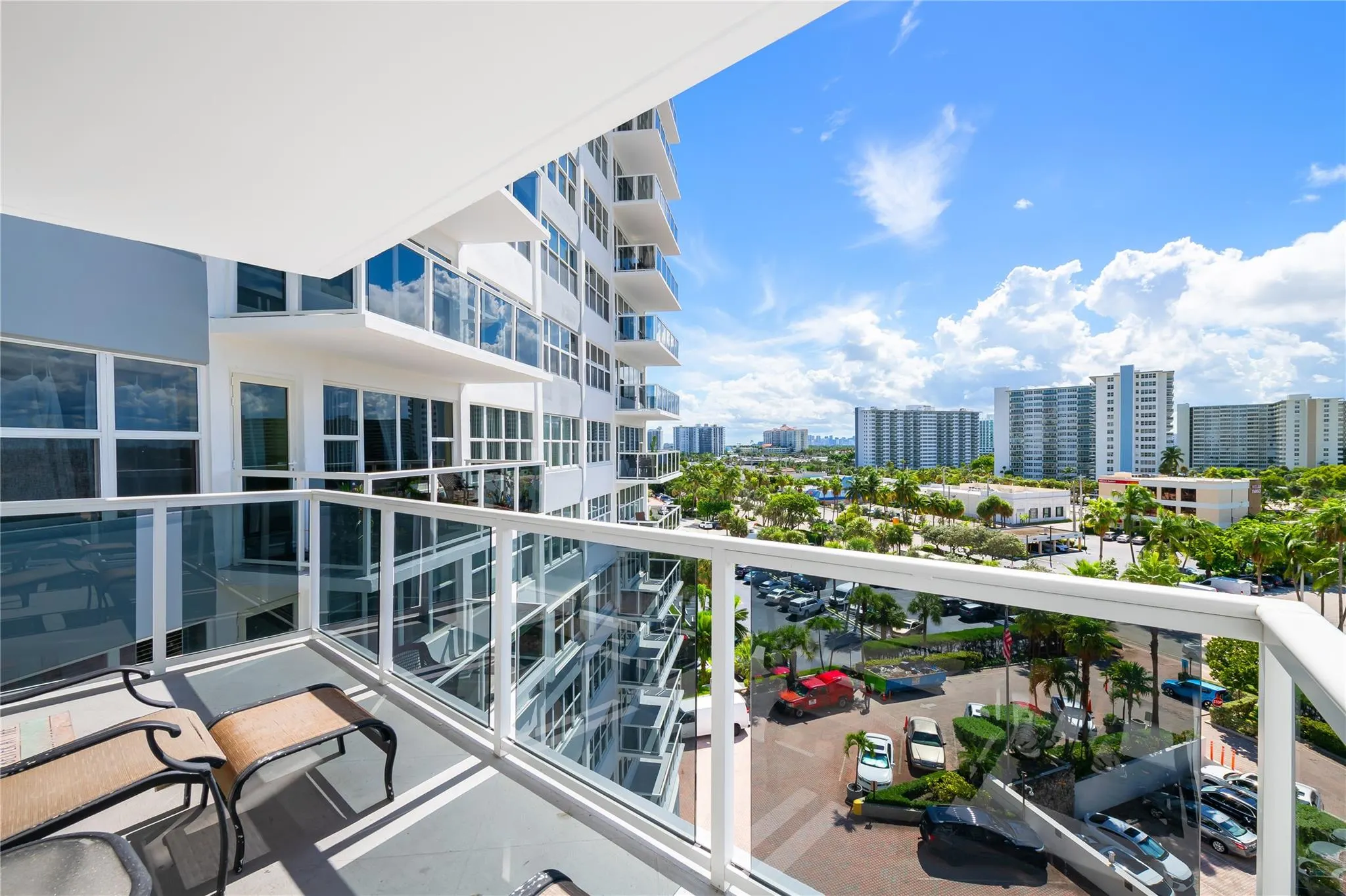 3700 Galt Ocean Dr, #714