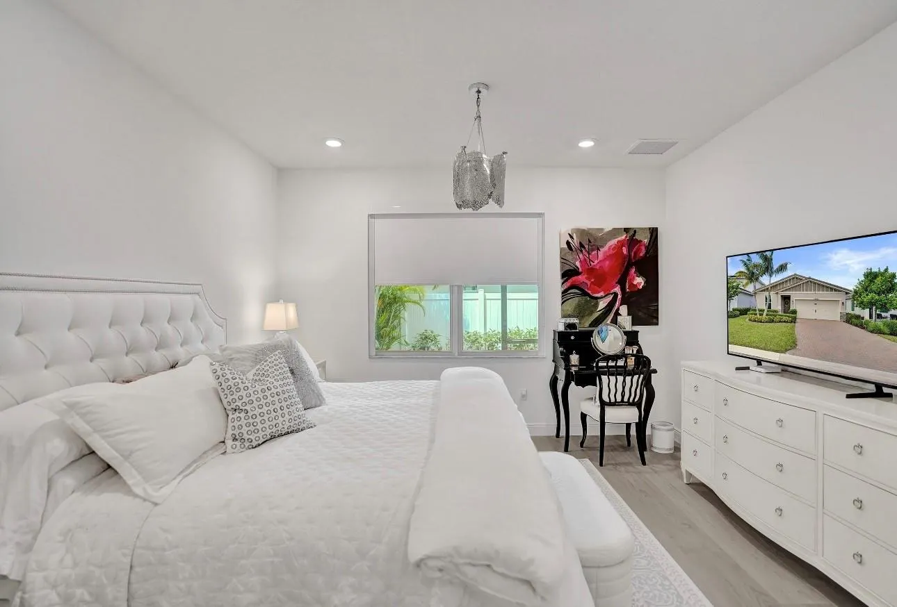 14905 Three Ponds Trl