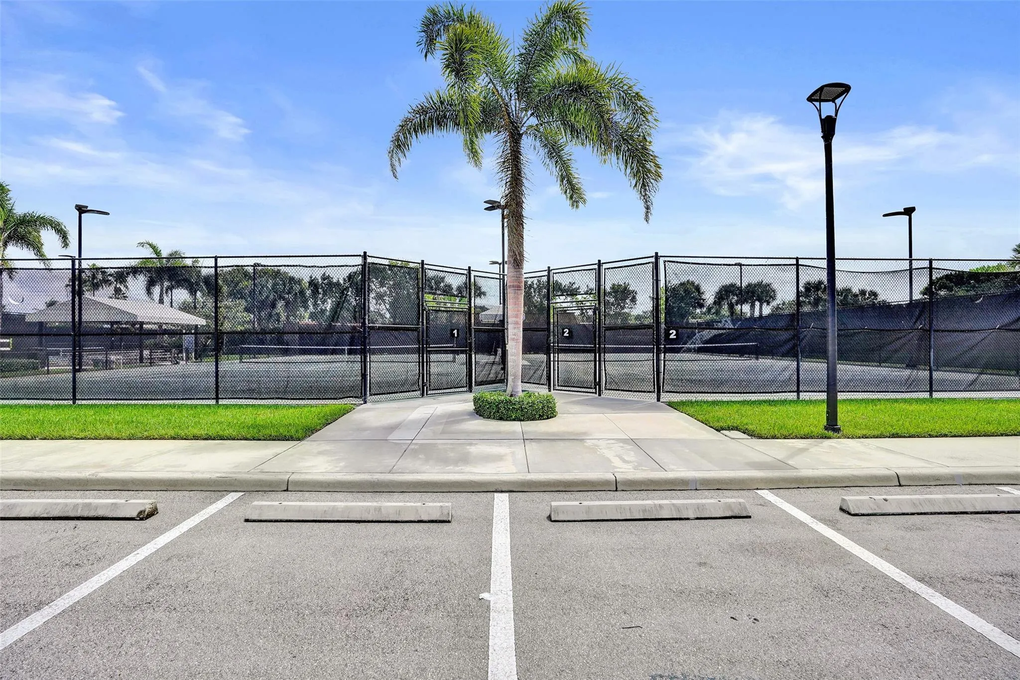 14905 Three Ponds Trl