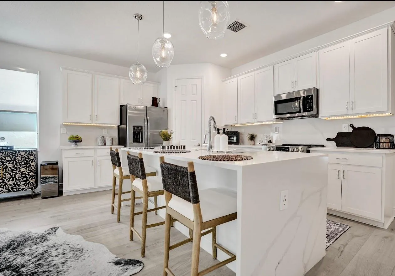 14905 Three Ponds Trl