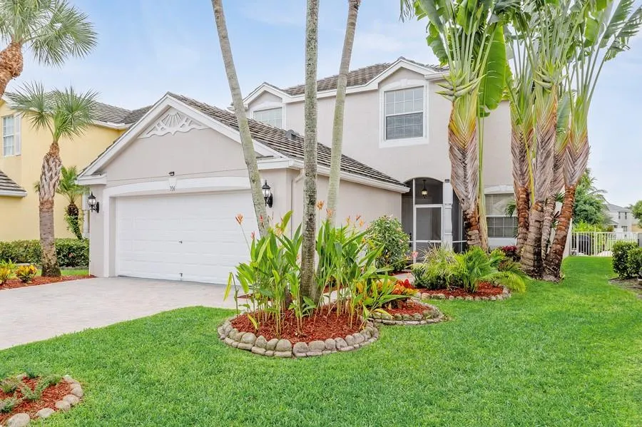 106 Newberry Ln