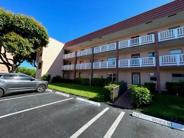 9641 sunrise lakes blvd, #201