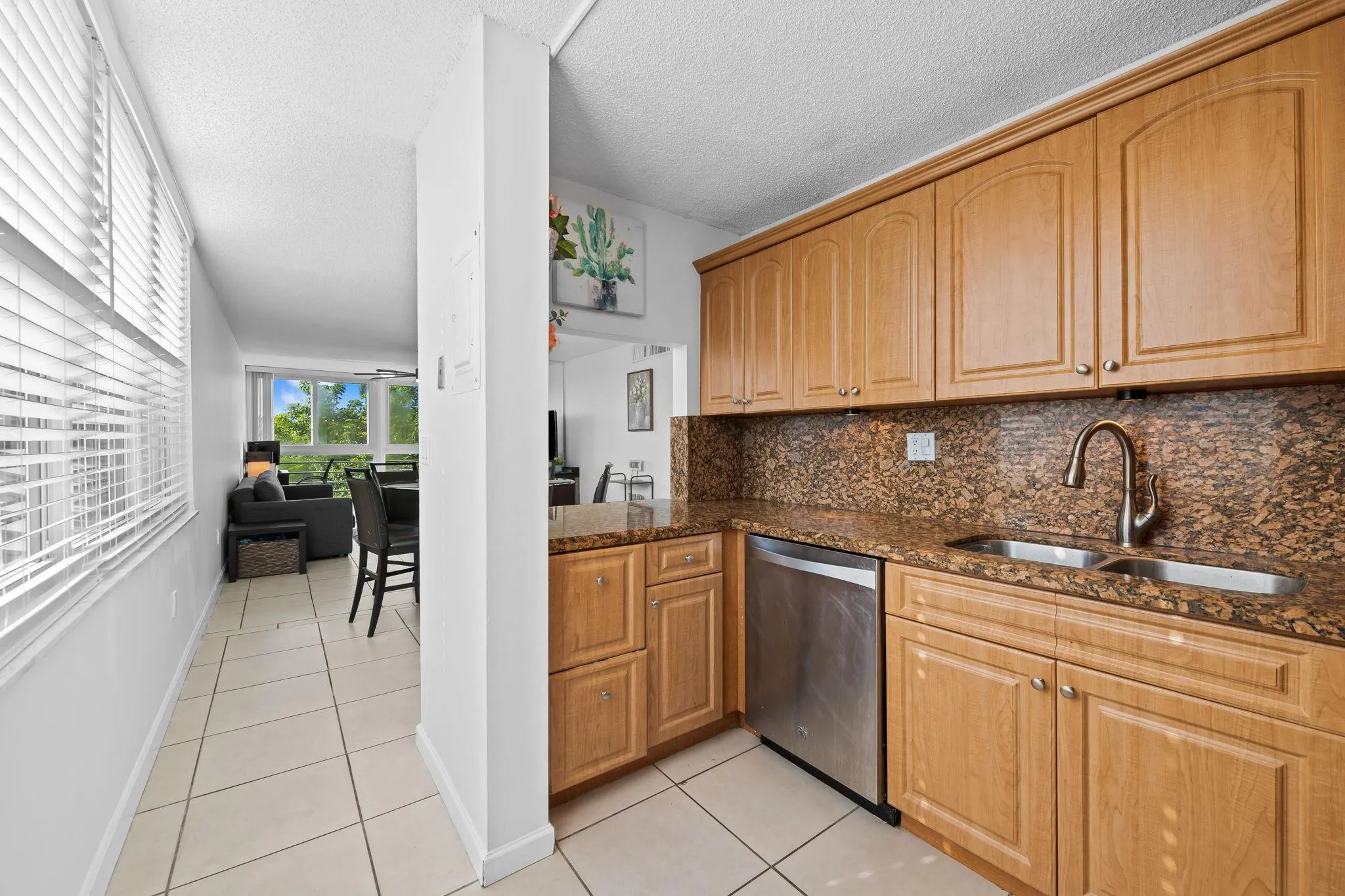 9440 Tangerine Pl, #301