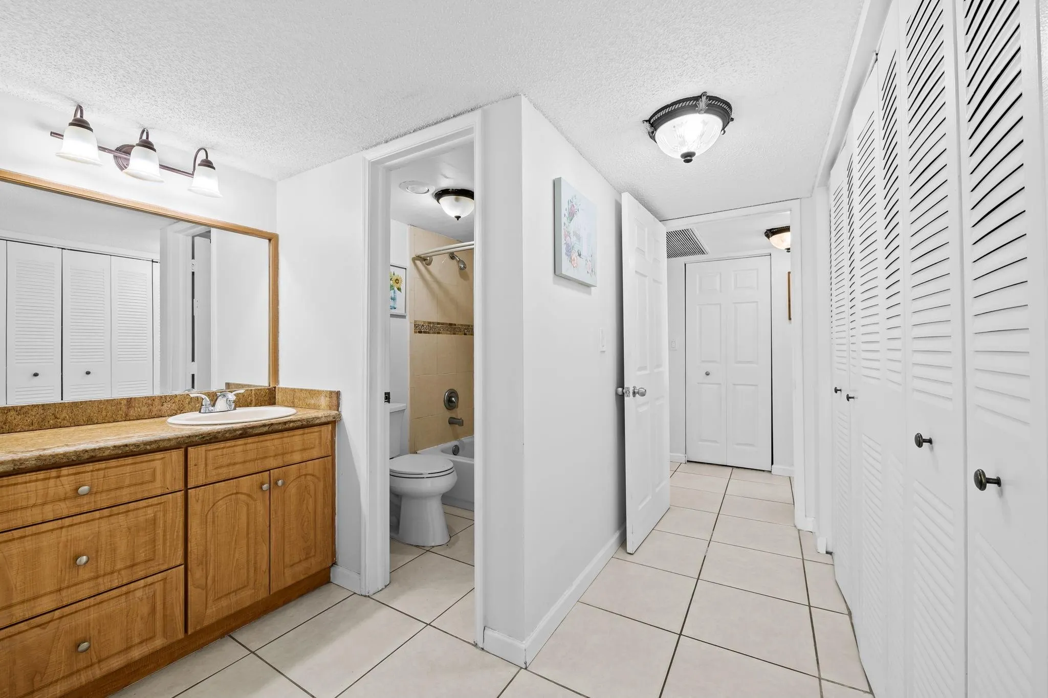9440 Tangerine Pl, #301