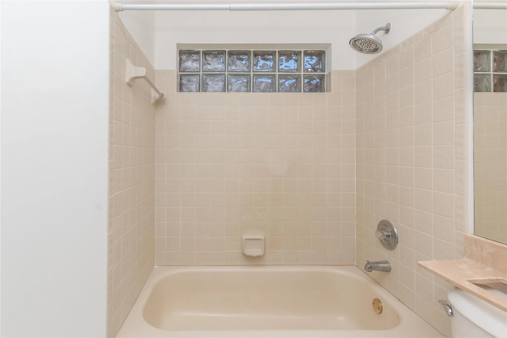 10631 NW 14 ST, #218