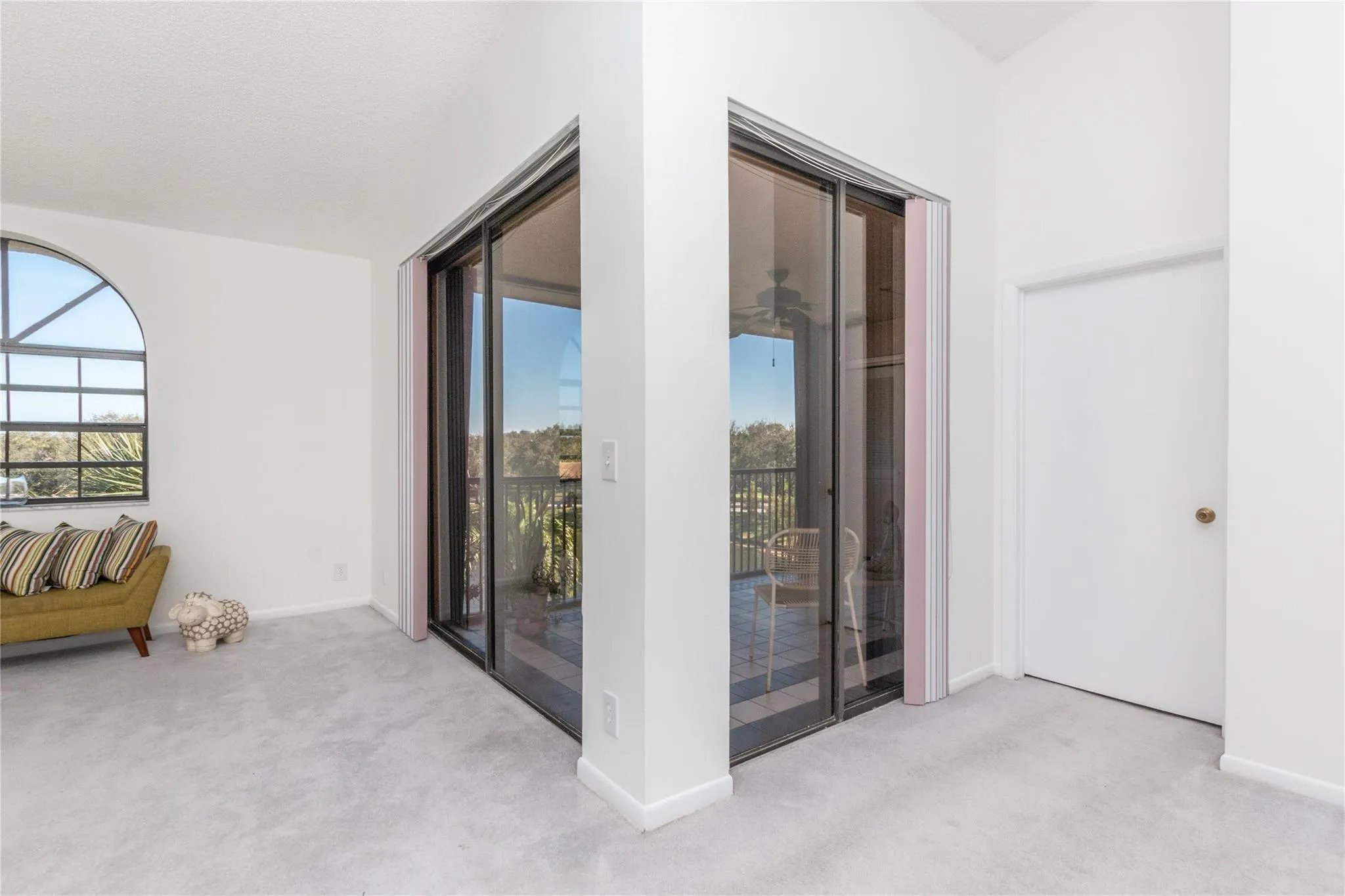 10631 NW 14 ST, #218