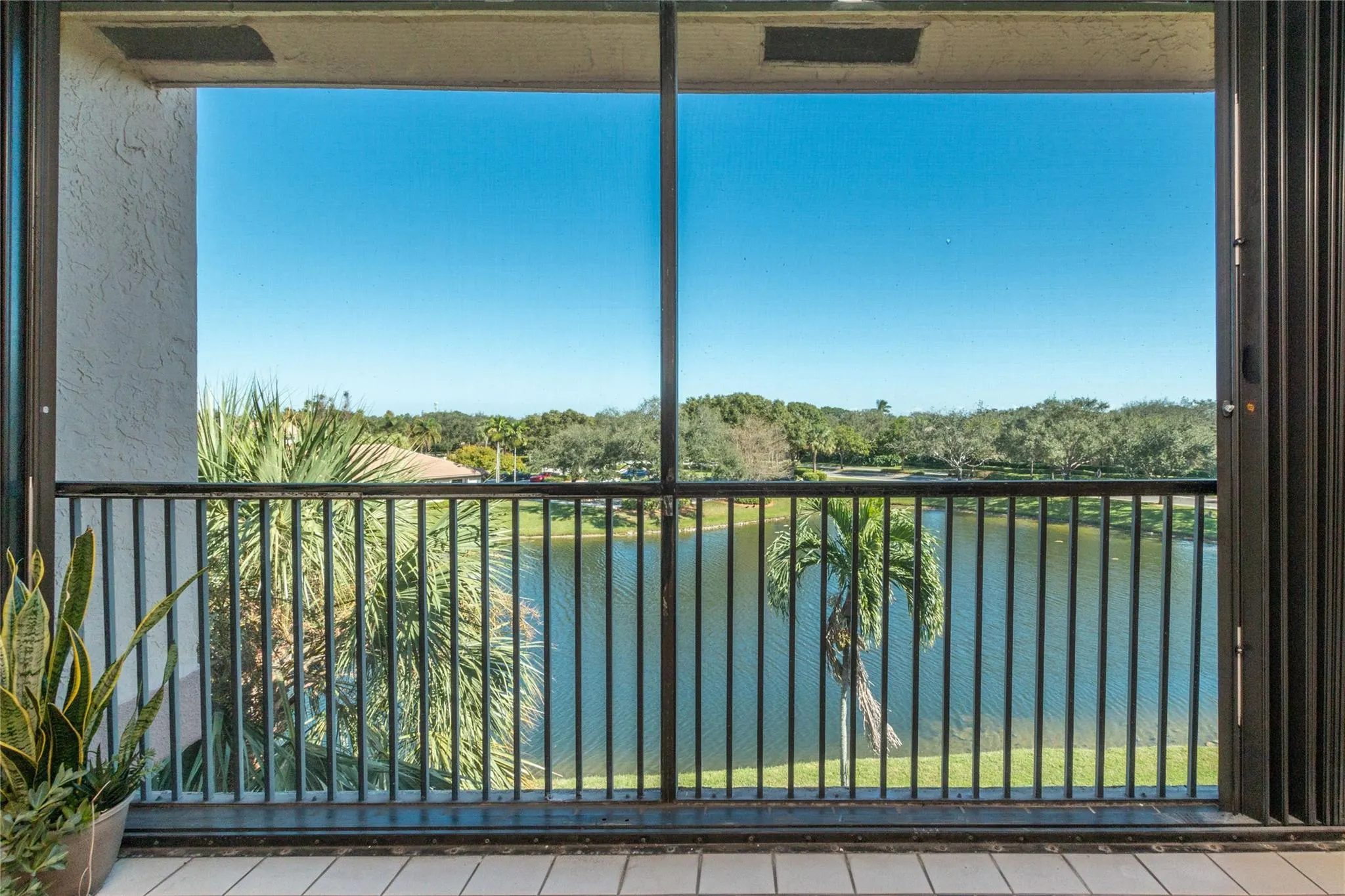 10631 NW 14 ST, #218