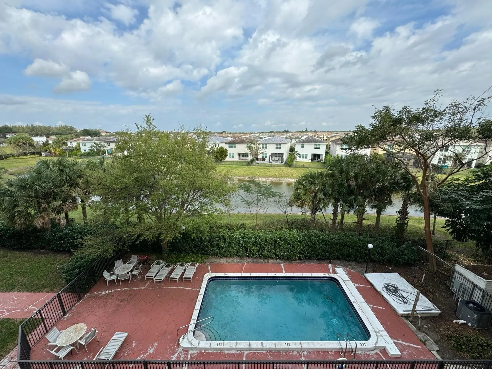 1101 Crystal Lake Dr, #103