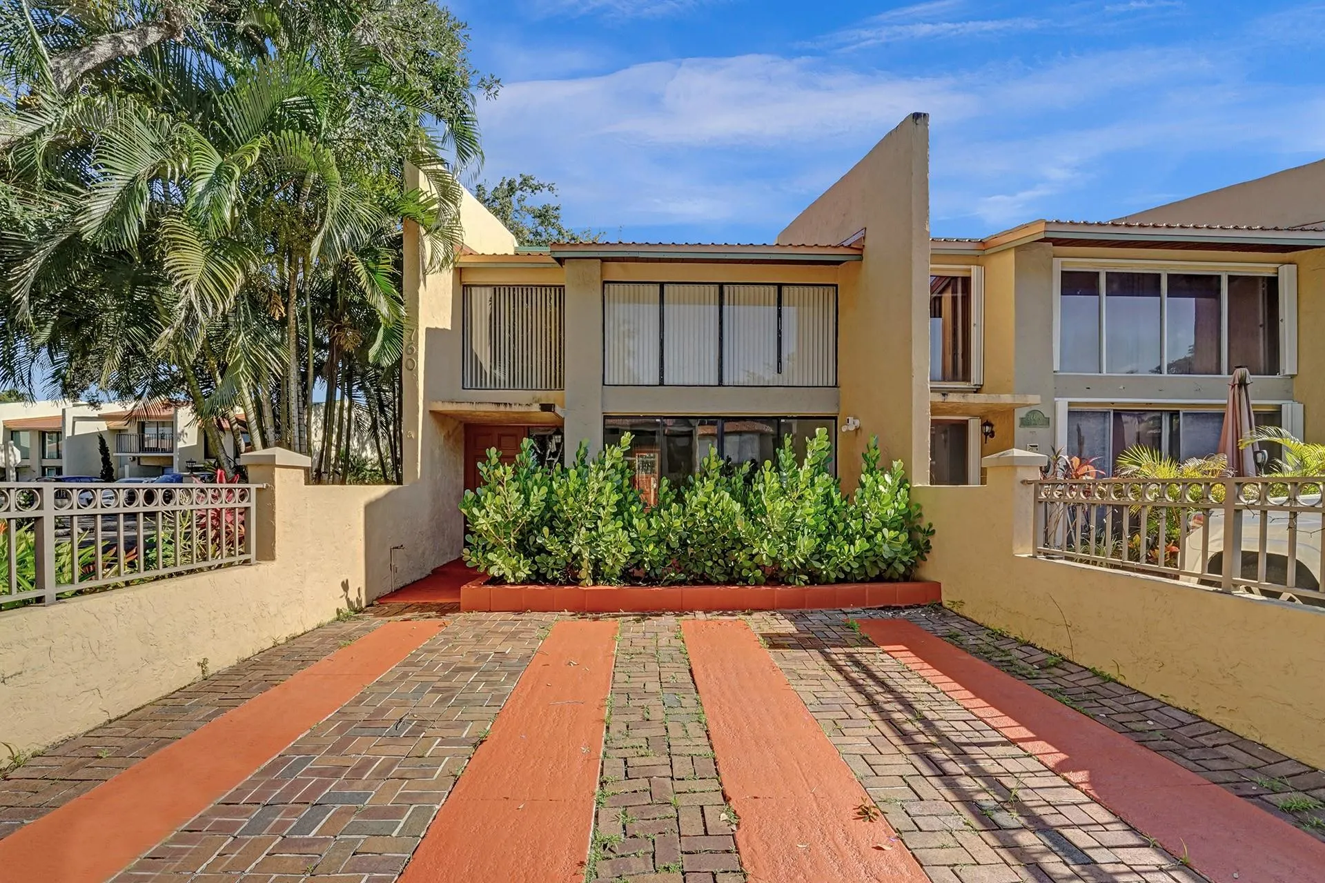 760 E Cocoplum Circle, #7