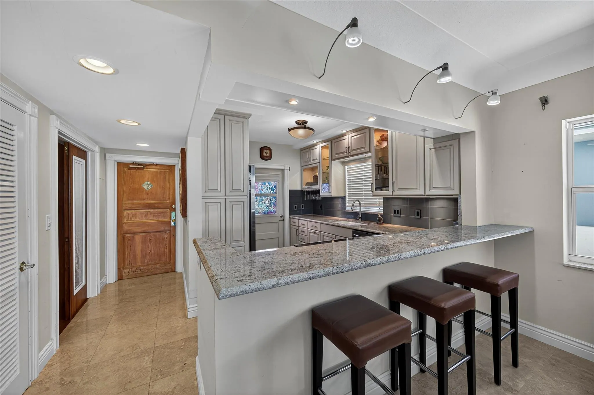 2772 NE 30th Ave, #8D