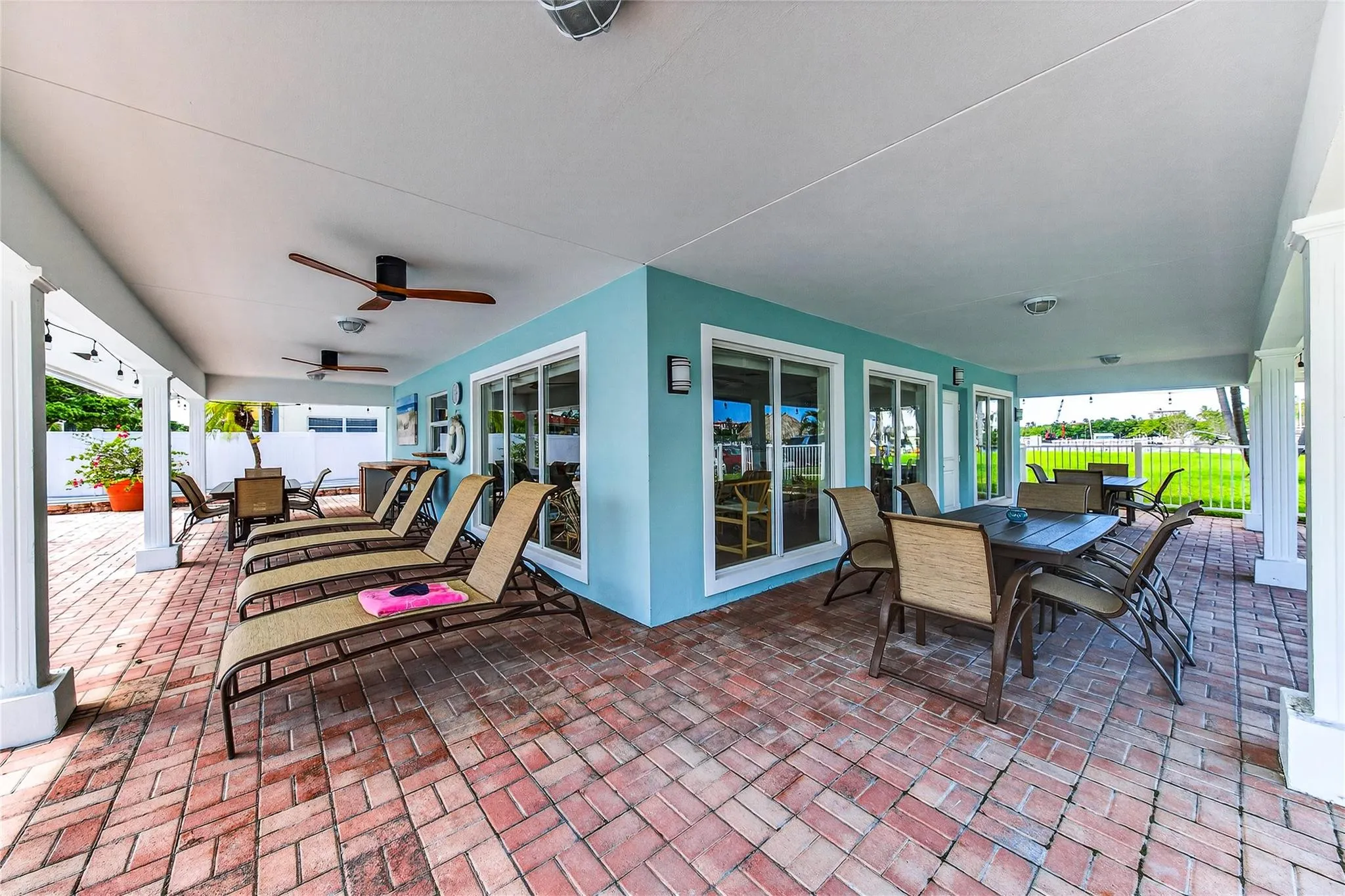 2772 NE 30th Ave, #8D