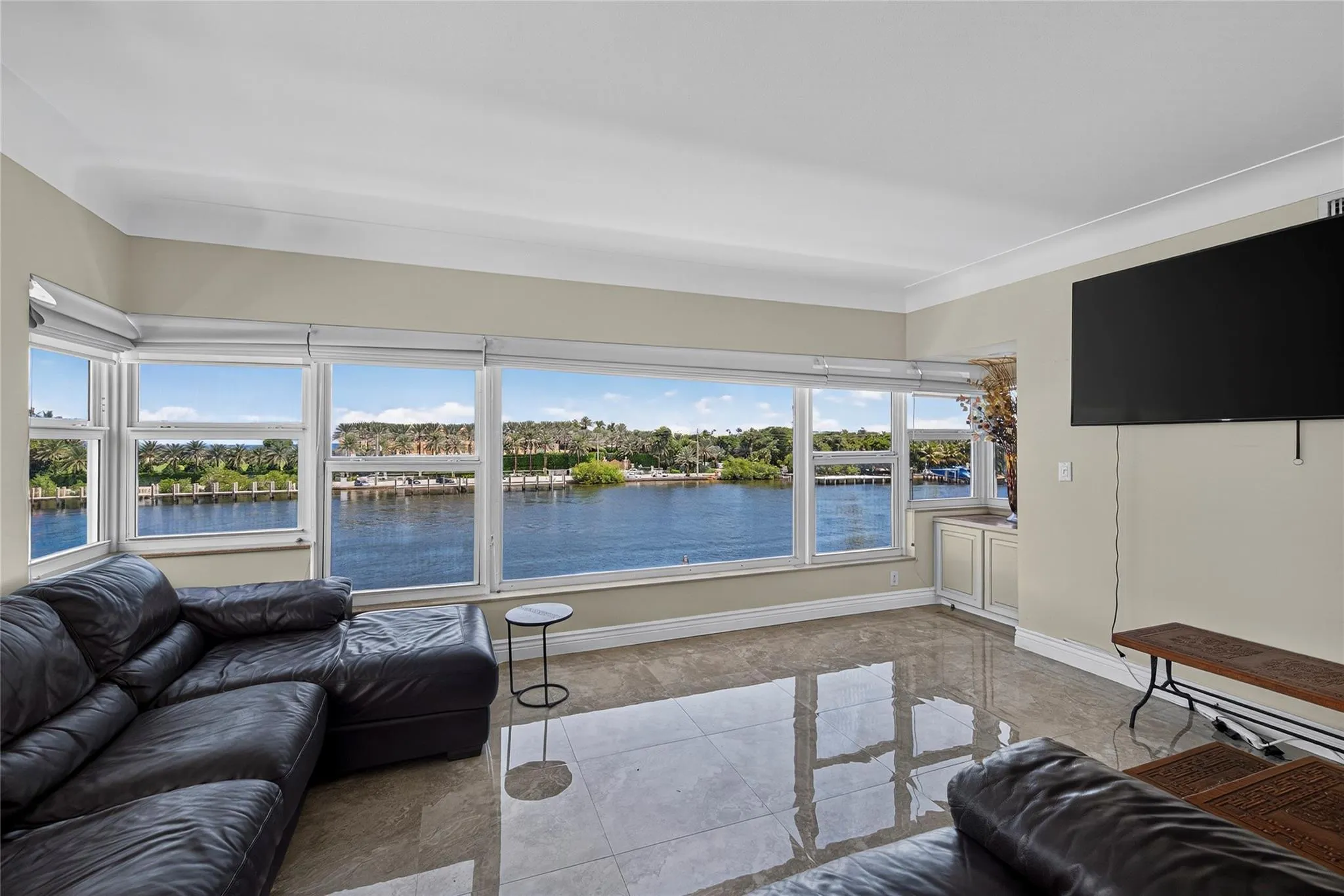 2772 NE 30th Ave, #8D