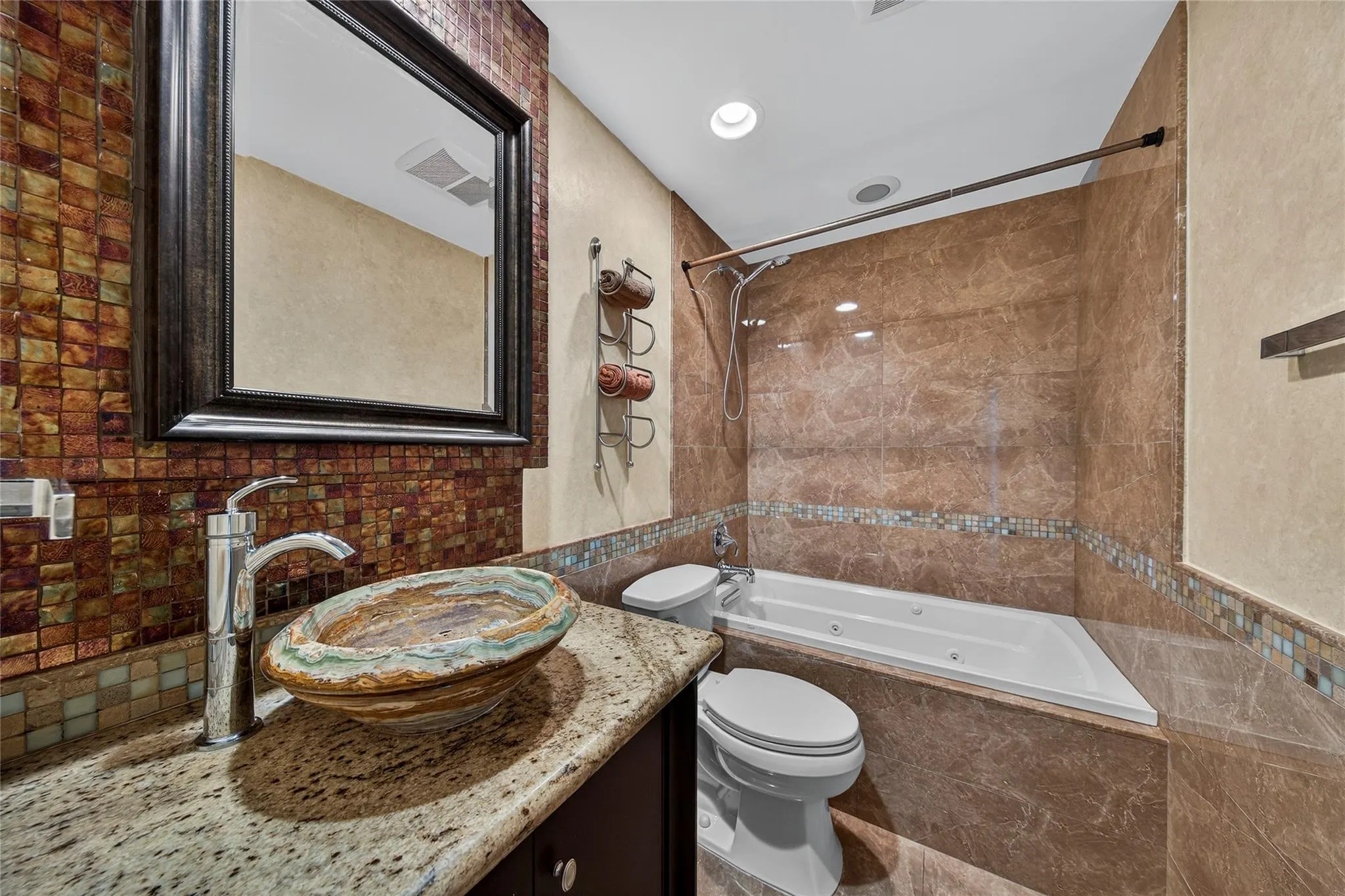 2772 NE 30th Ave, #8D