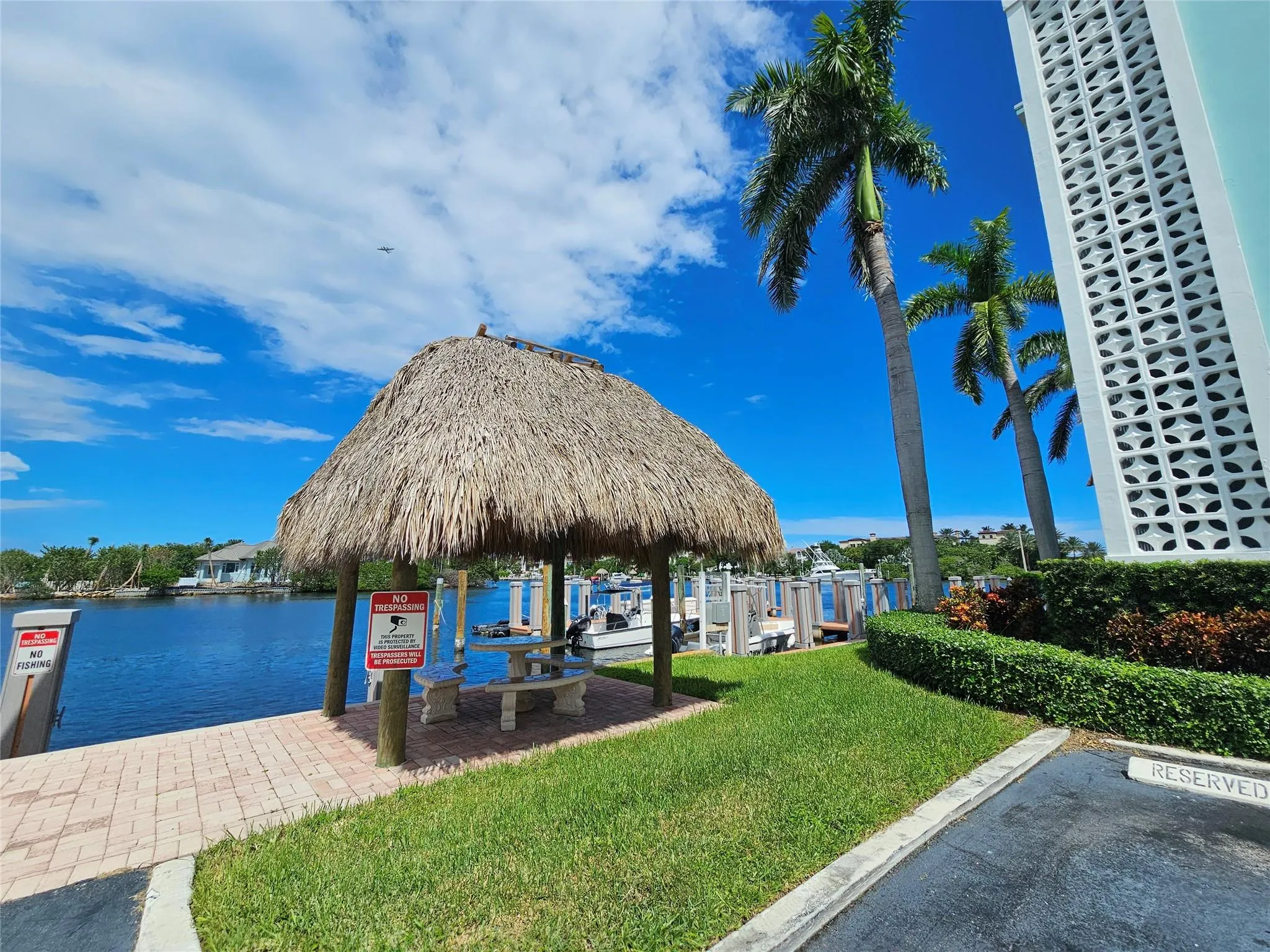 2772 NE 30th Ave, #8D