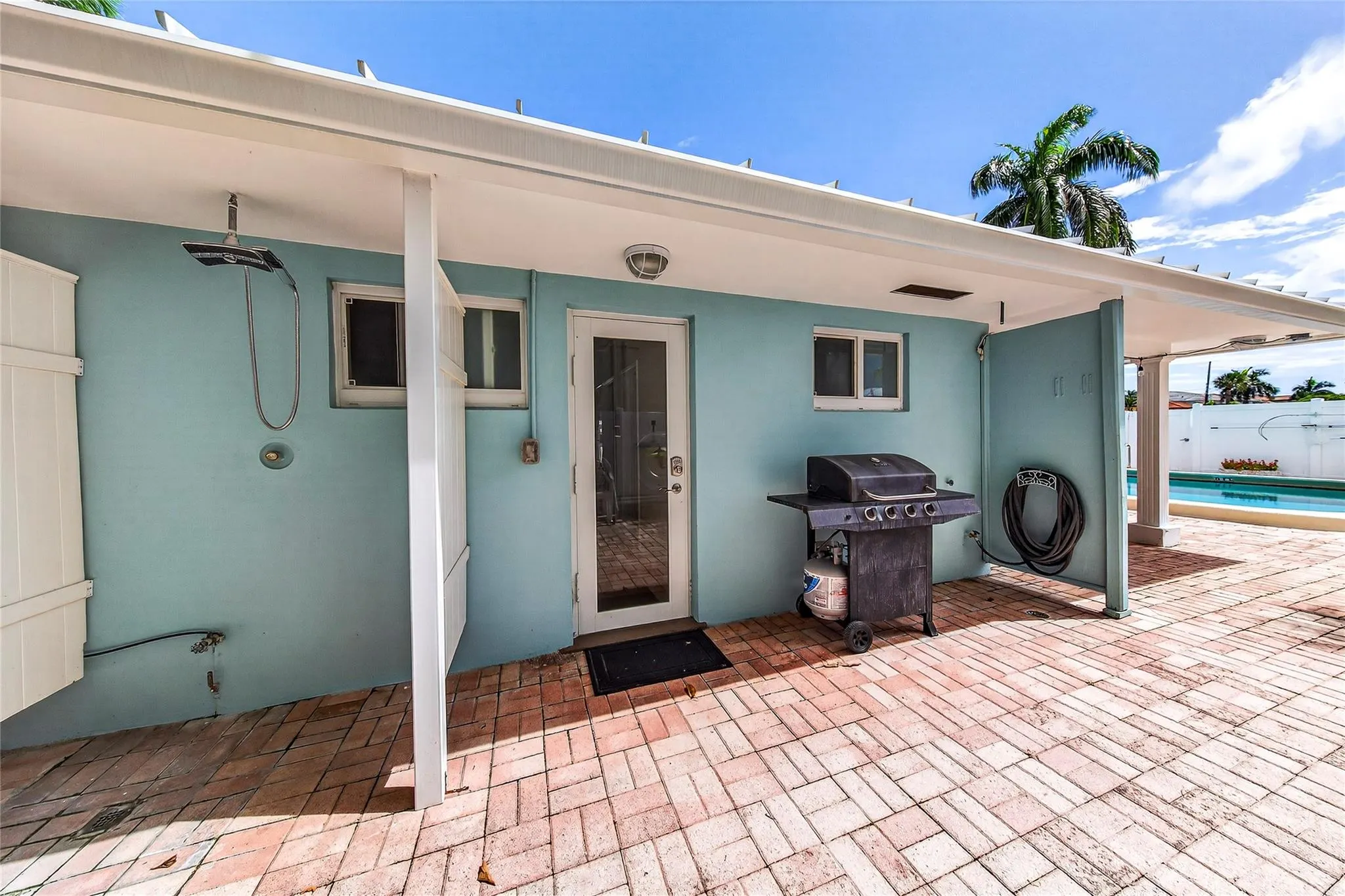 2772 NE 30th Ave, #8D