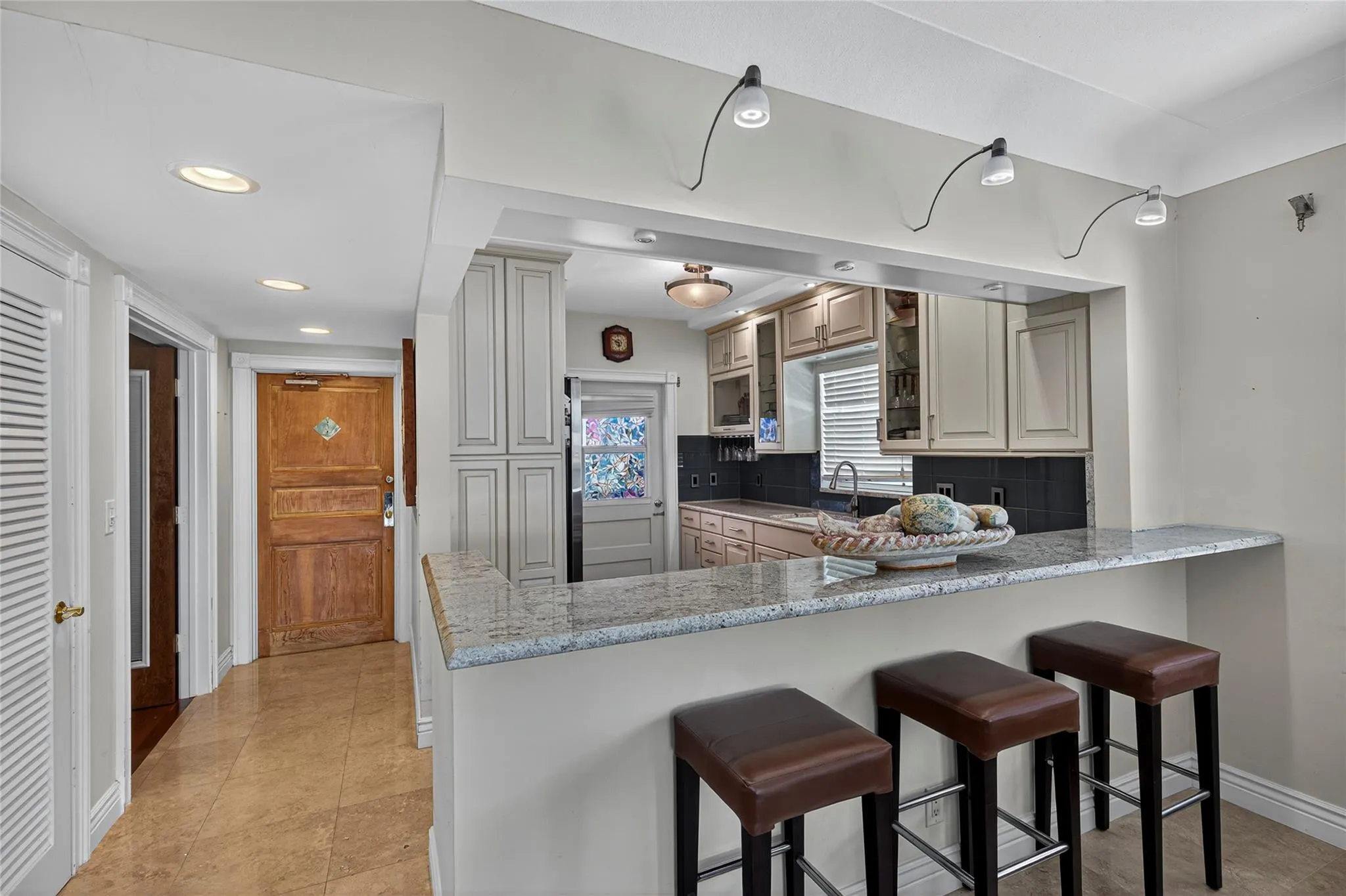 2772 NE 30th Ave, #8D