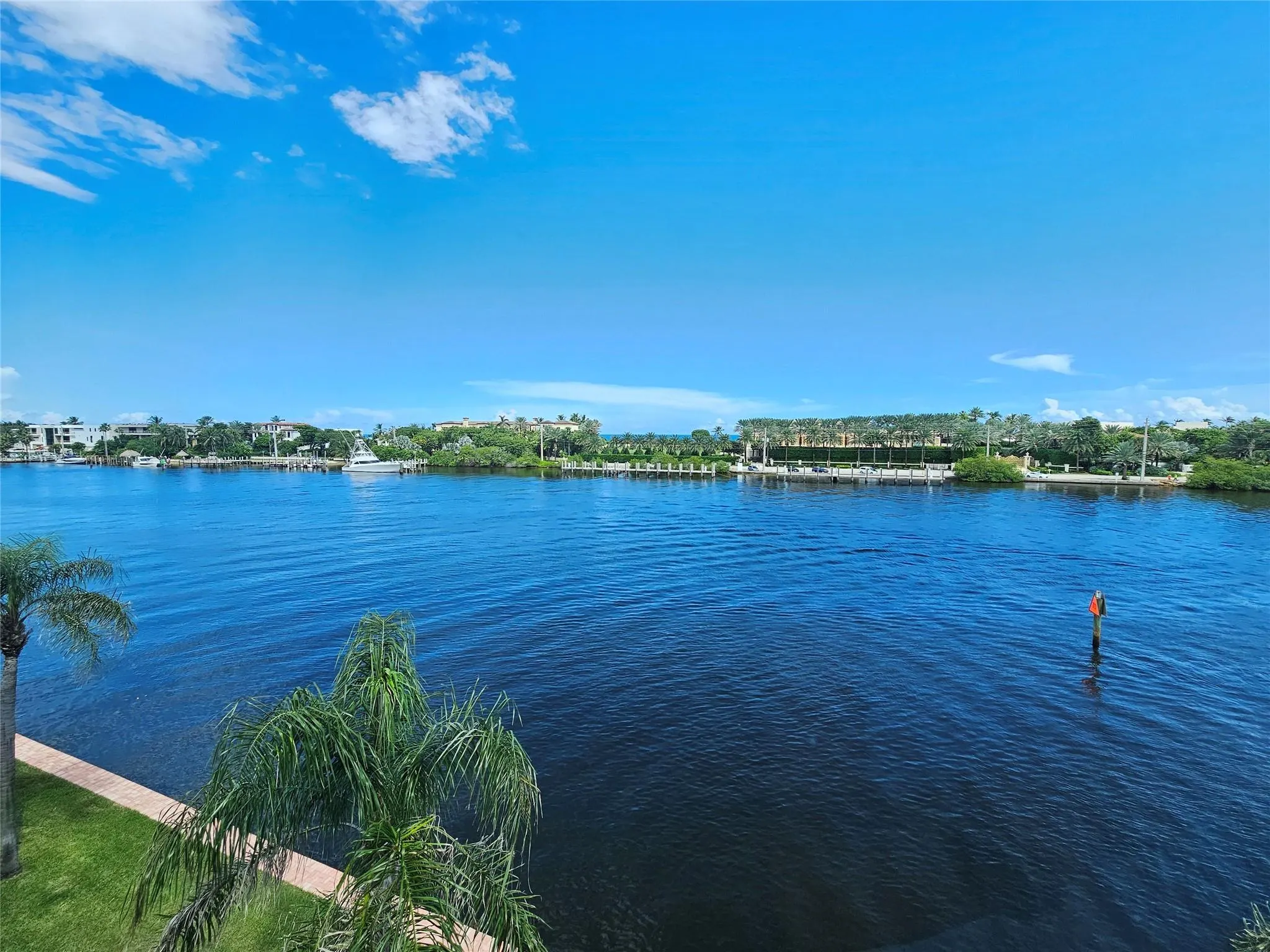 2772 NE 30th Ave, #8D