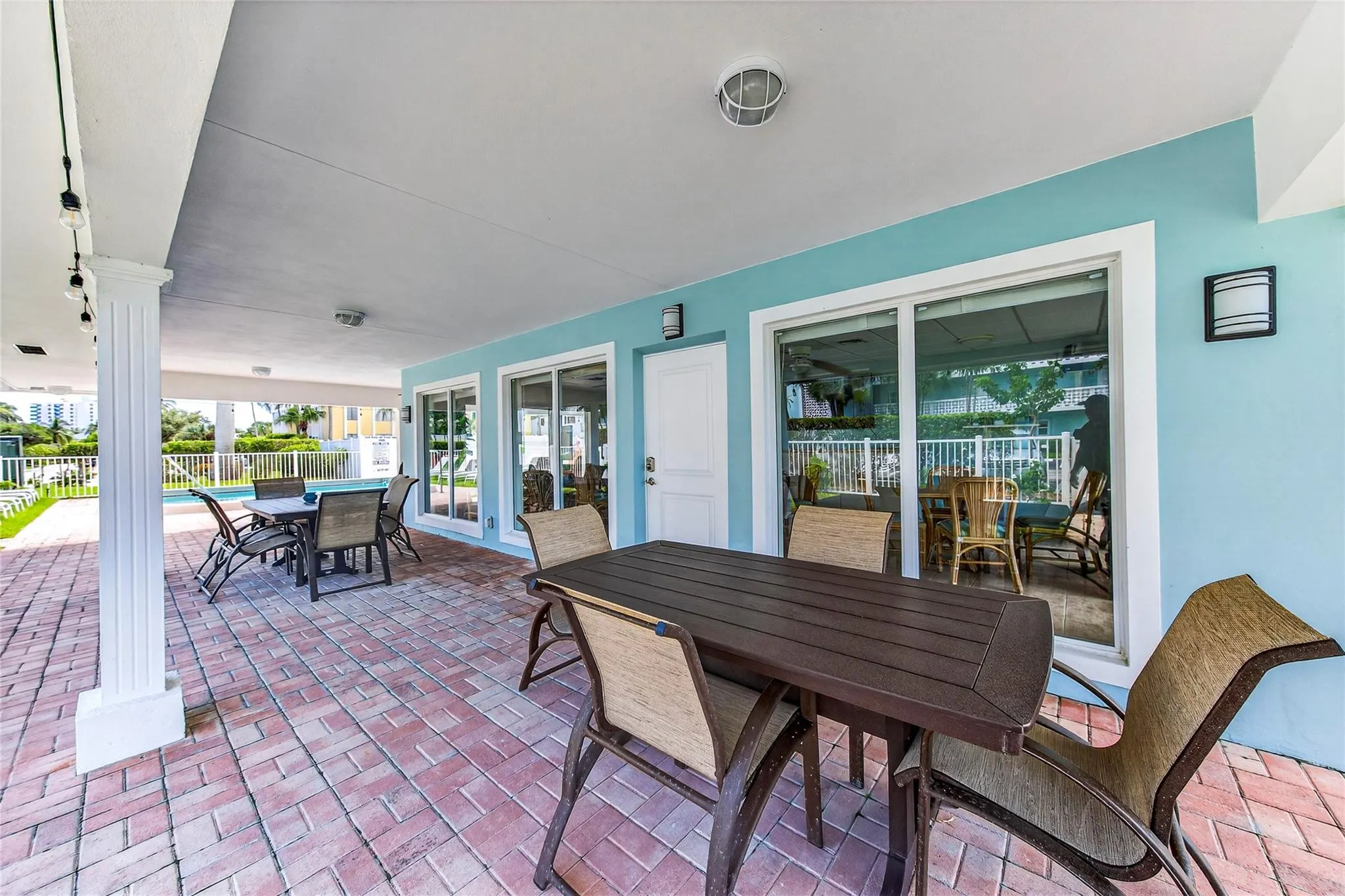 2772 NE 30th Ave, #8D