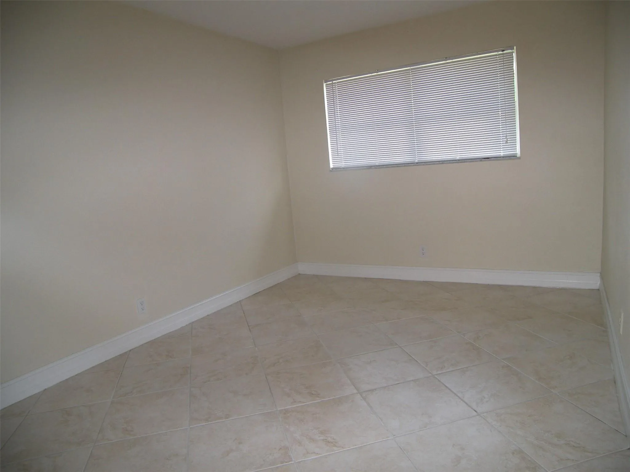 4050 NE 12 TERRACE, #45-2
