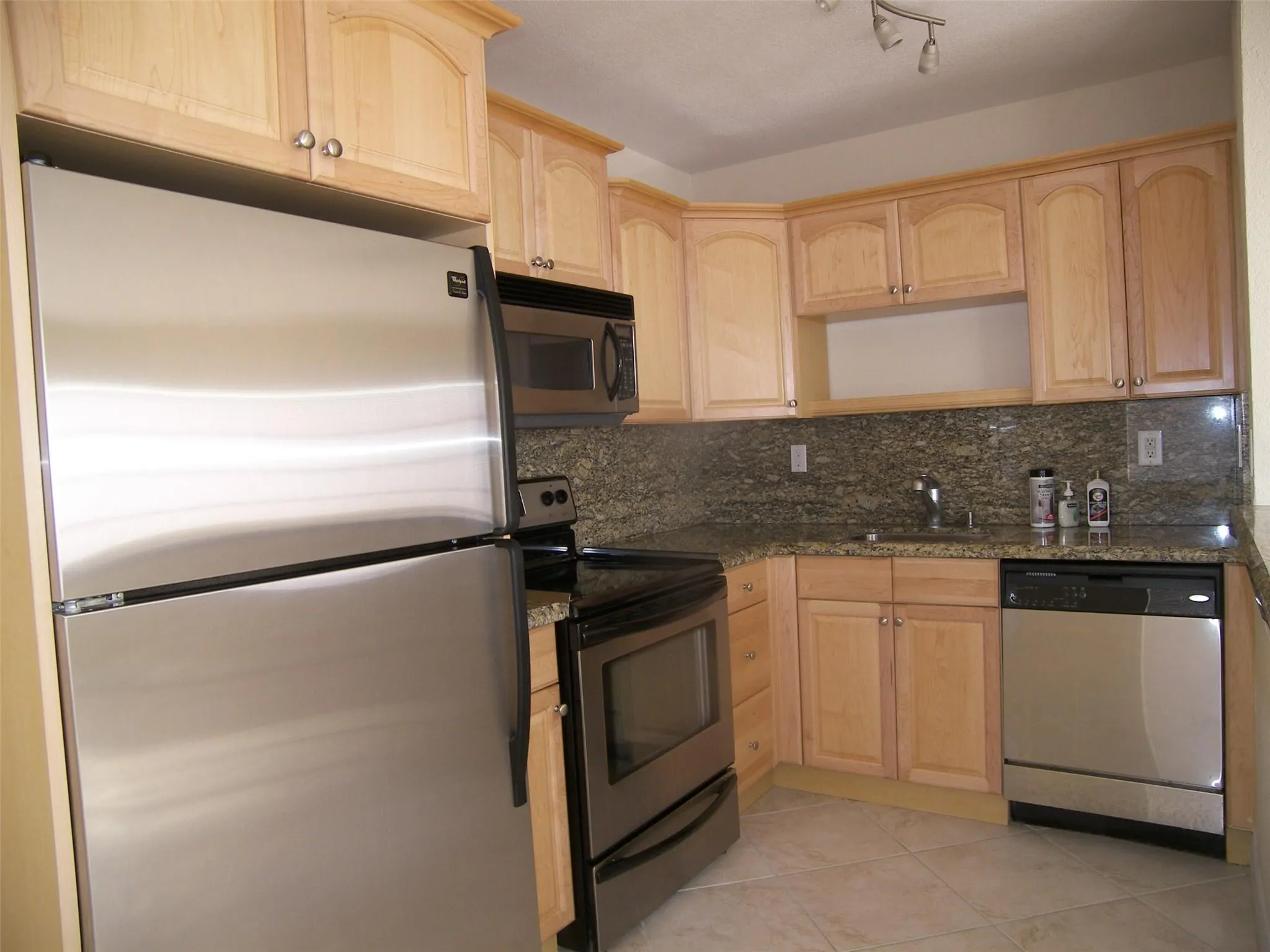 4050 NE 12 TERRACE, #45-2