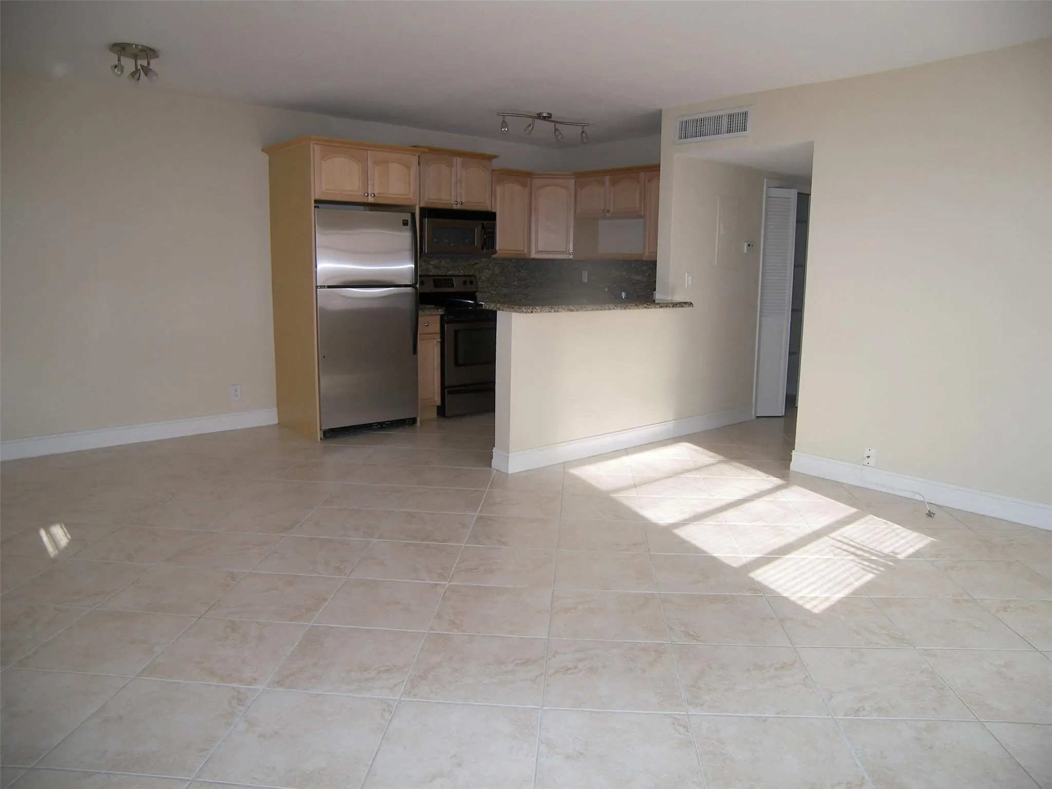 4050 NE 12 TERRACE, #45-2