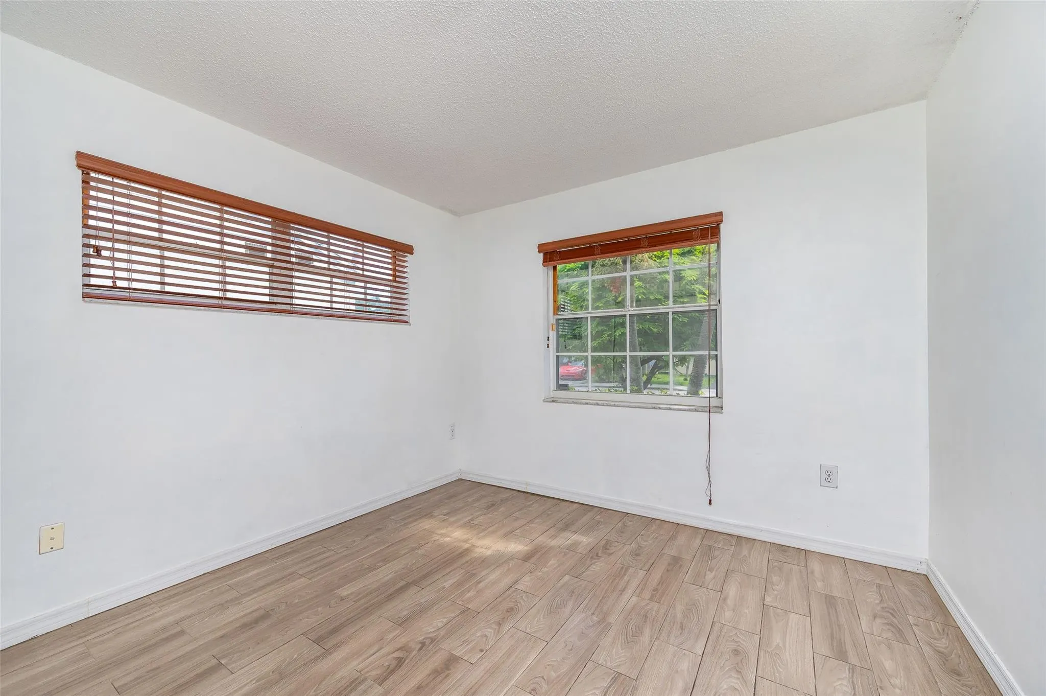 205 SW 159th way