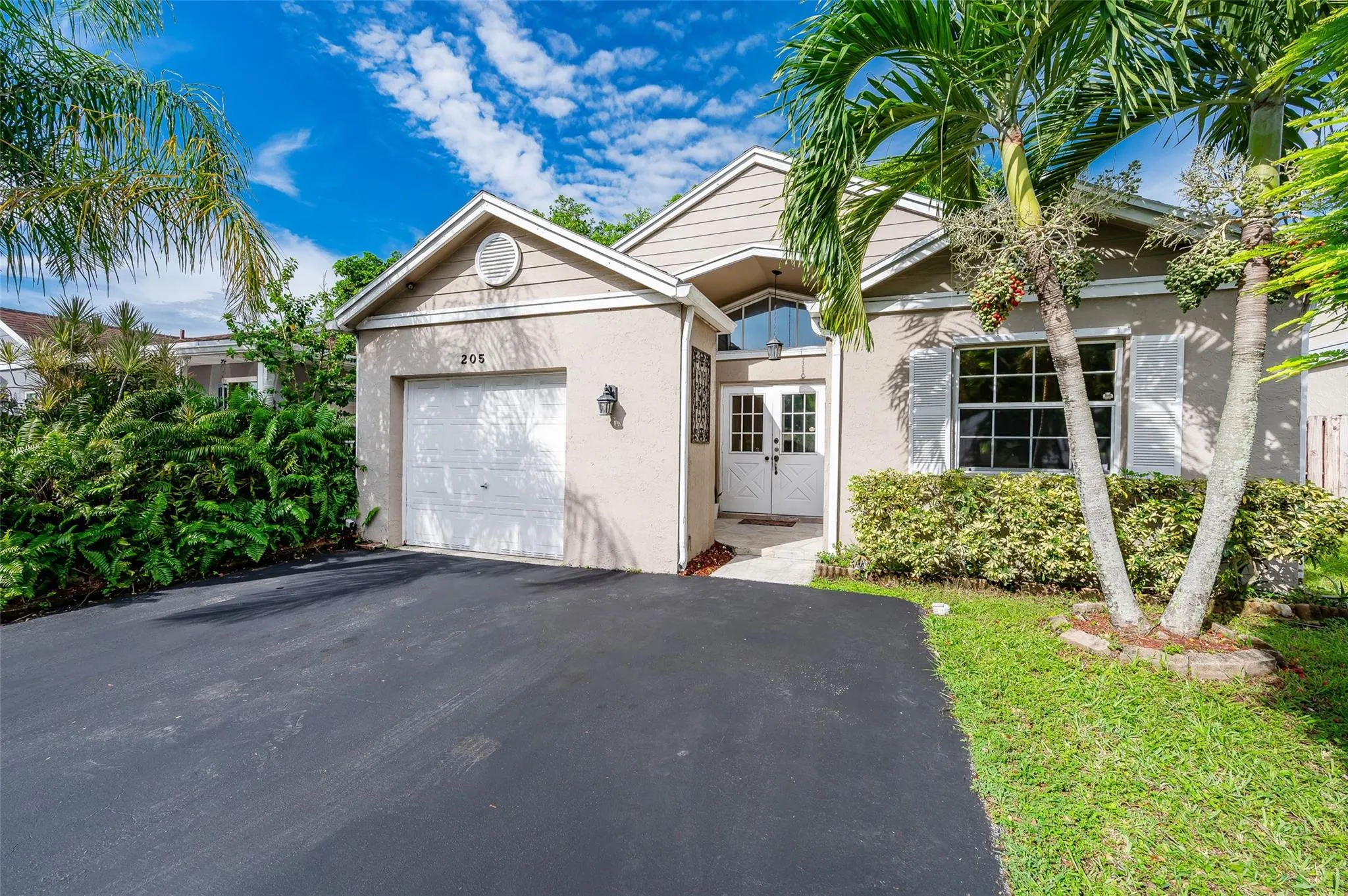 205 SW 159th way