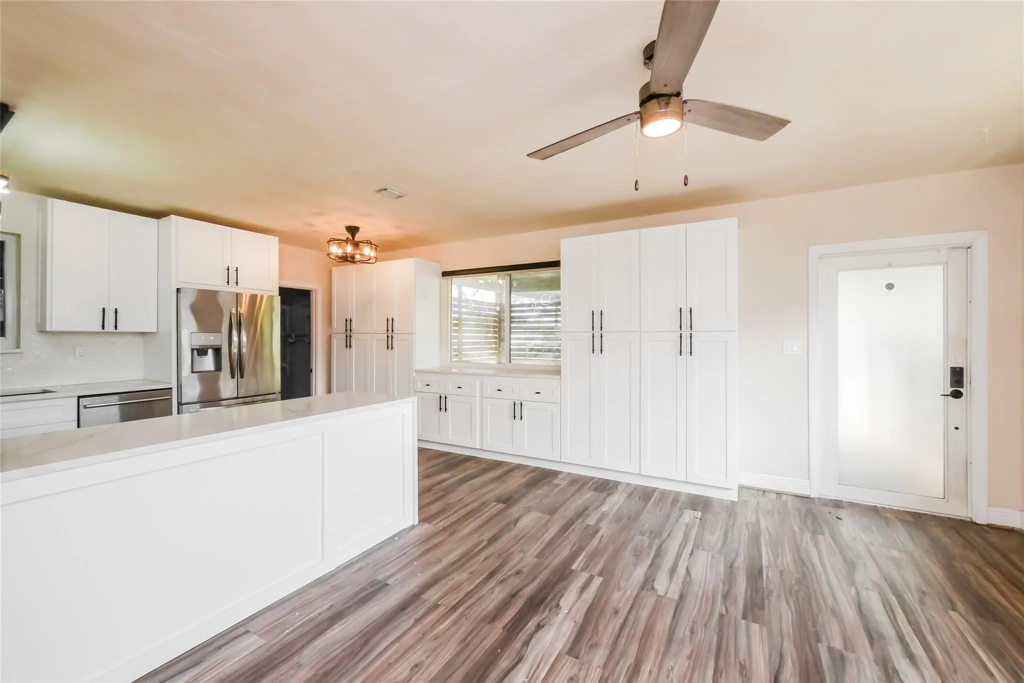 1421 SW 23rd Ave
