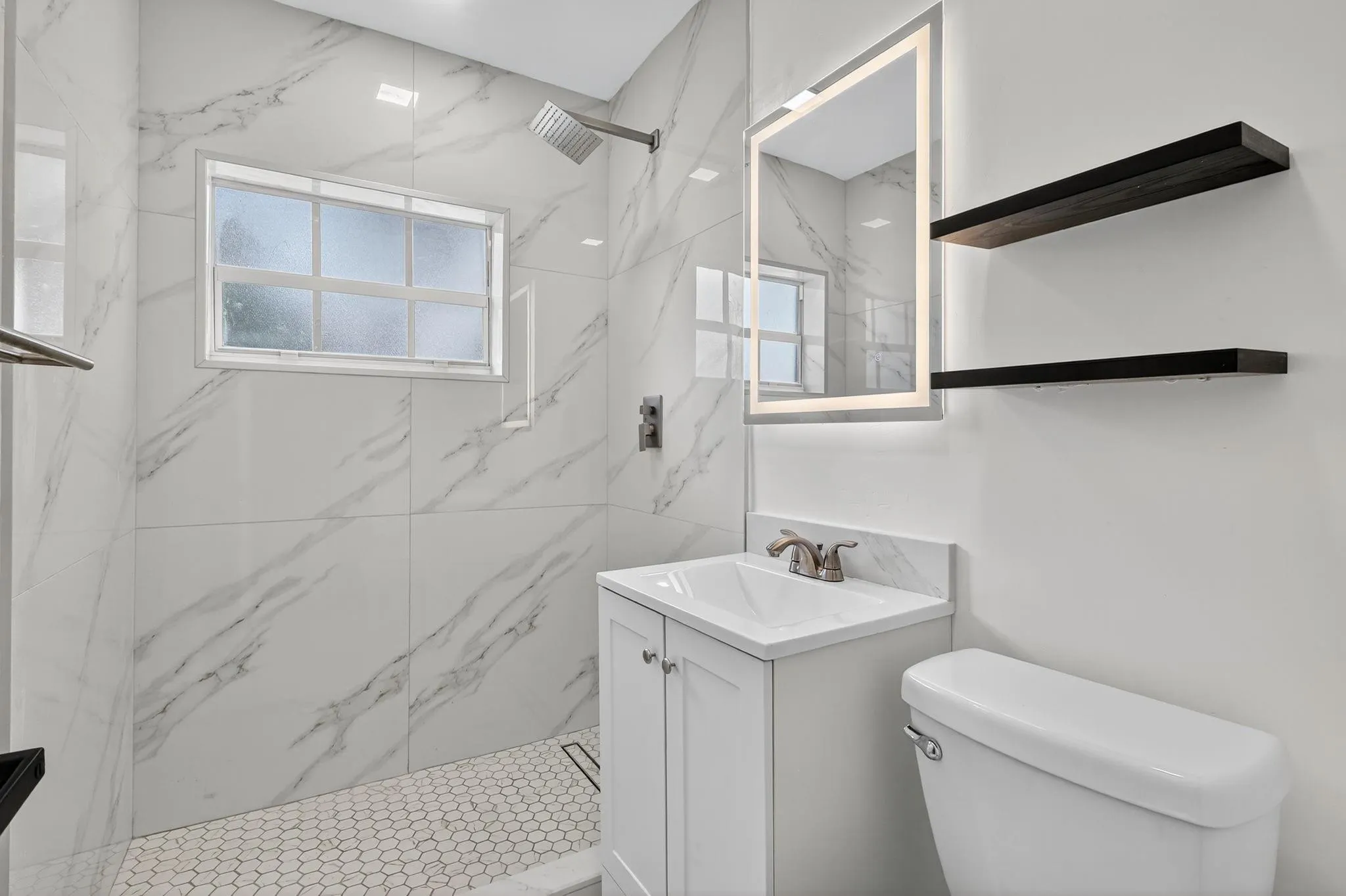 40 NW 68th St
