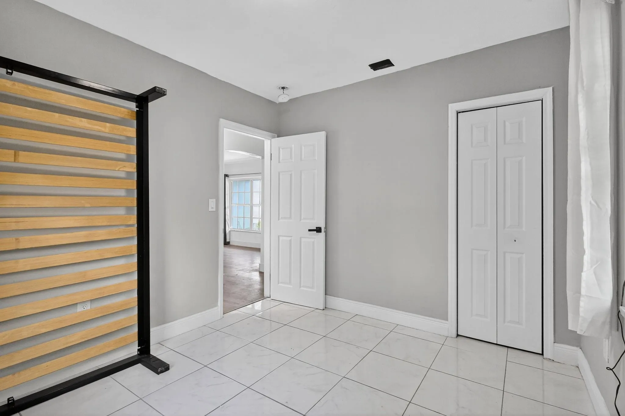 40 NW 68th St