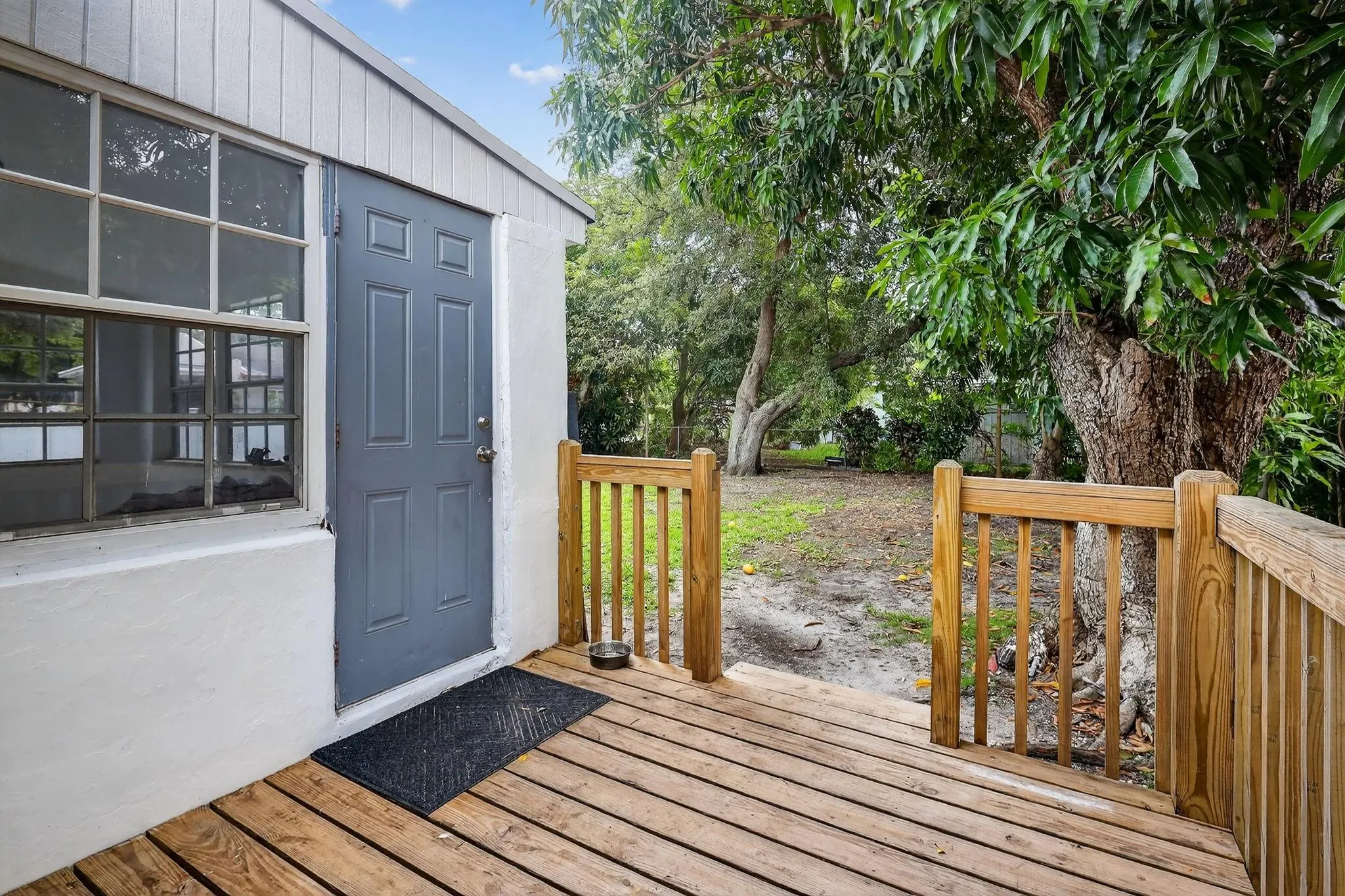 40 NW 68th St