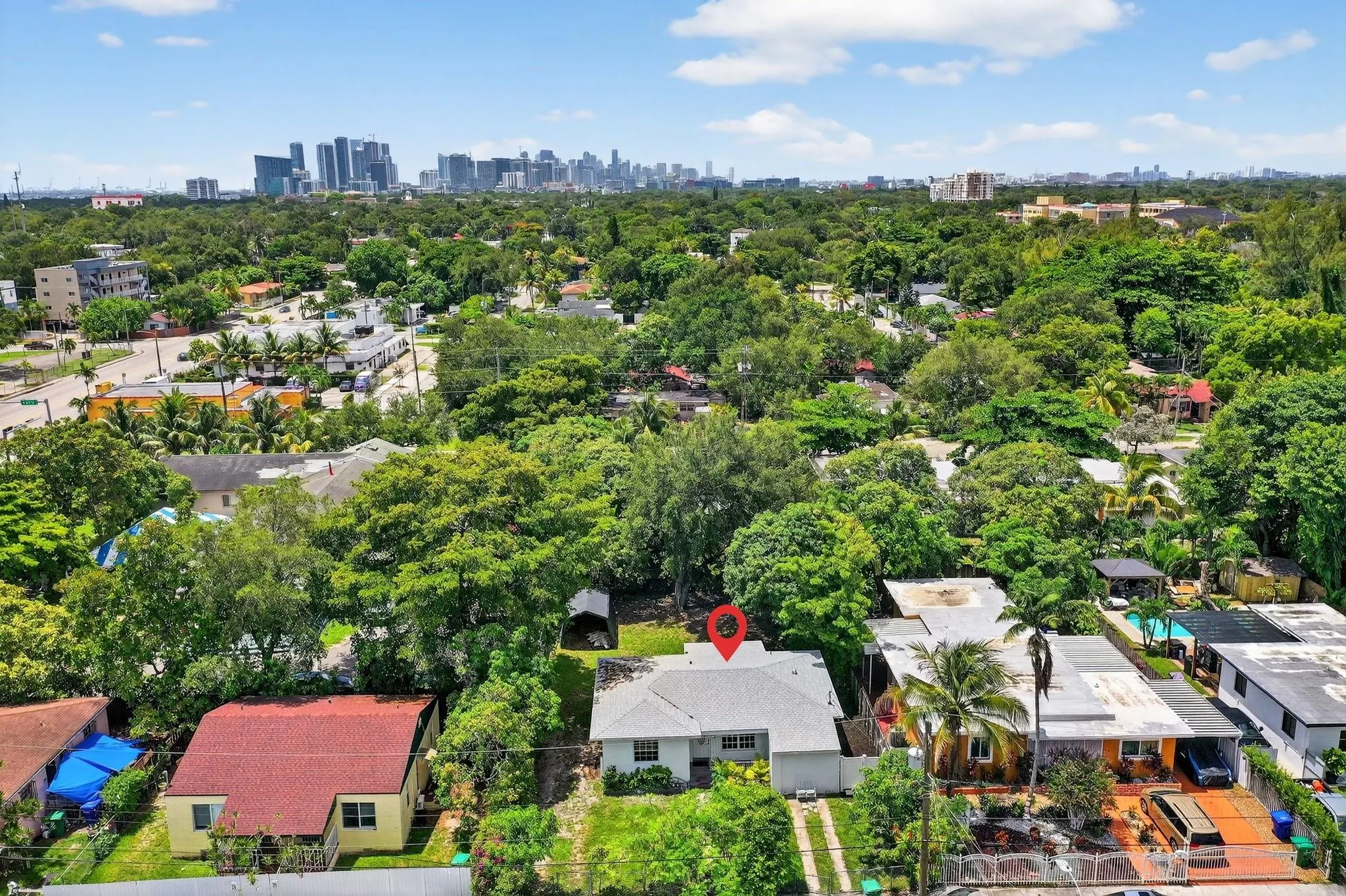 40 NW 68th St