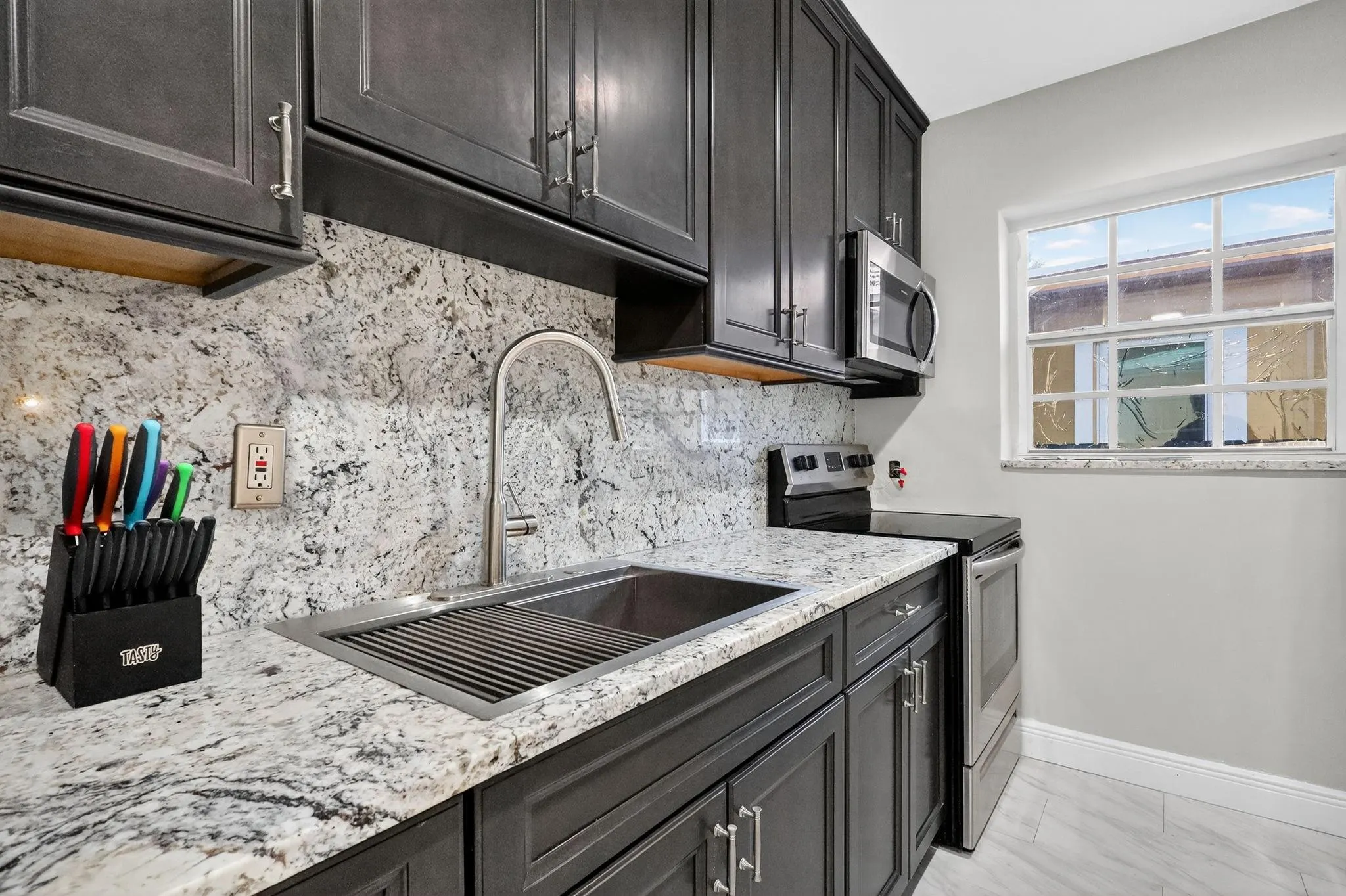 40 NW 68th St