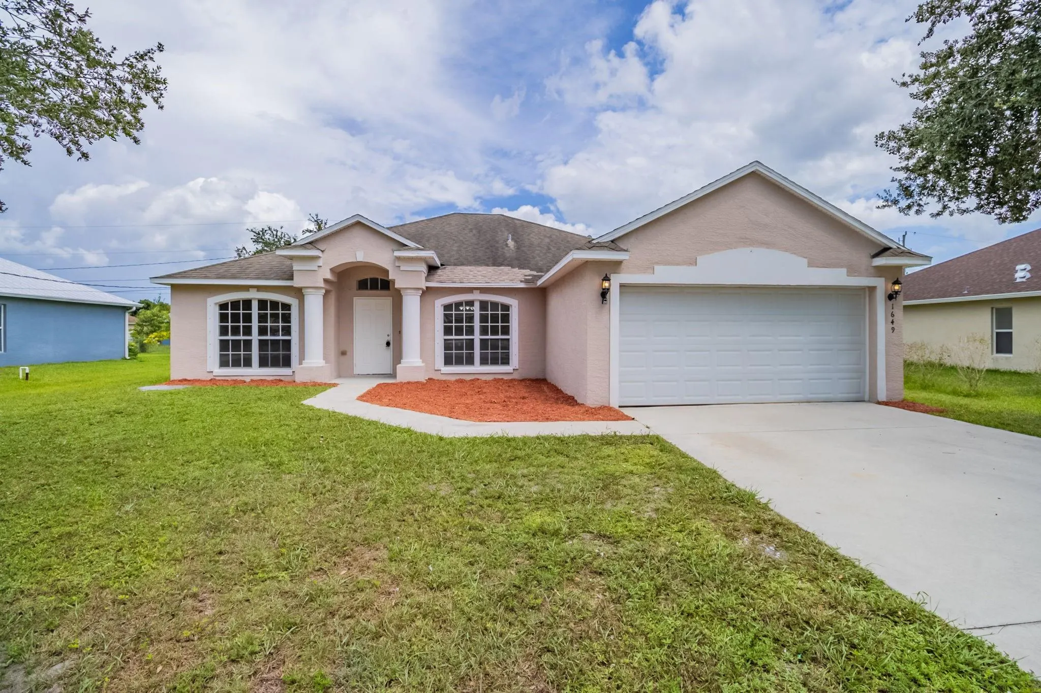 1649 SW Morelia Ln