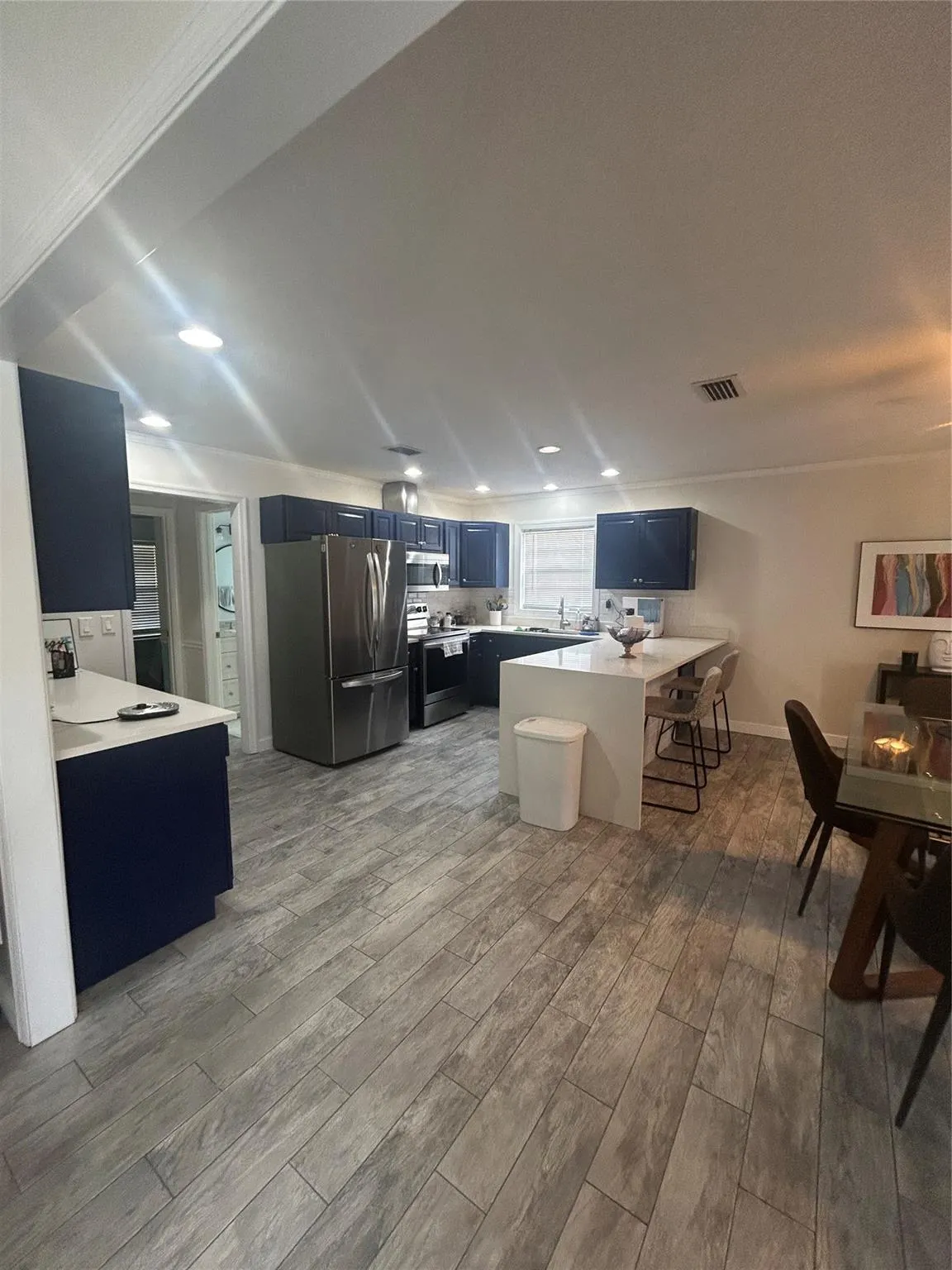 21910 Pine Trce