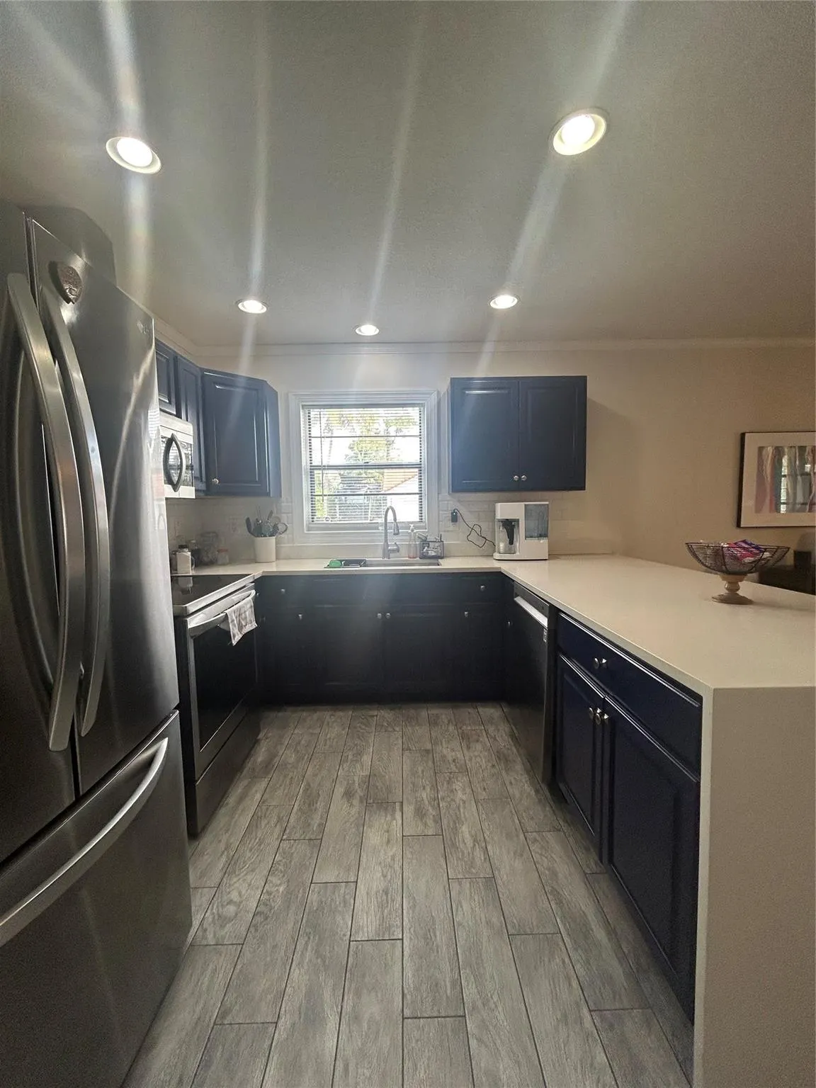 21910 Pine Trce
