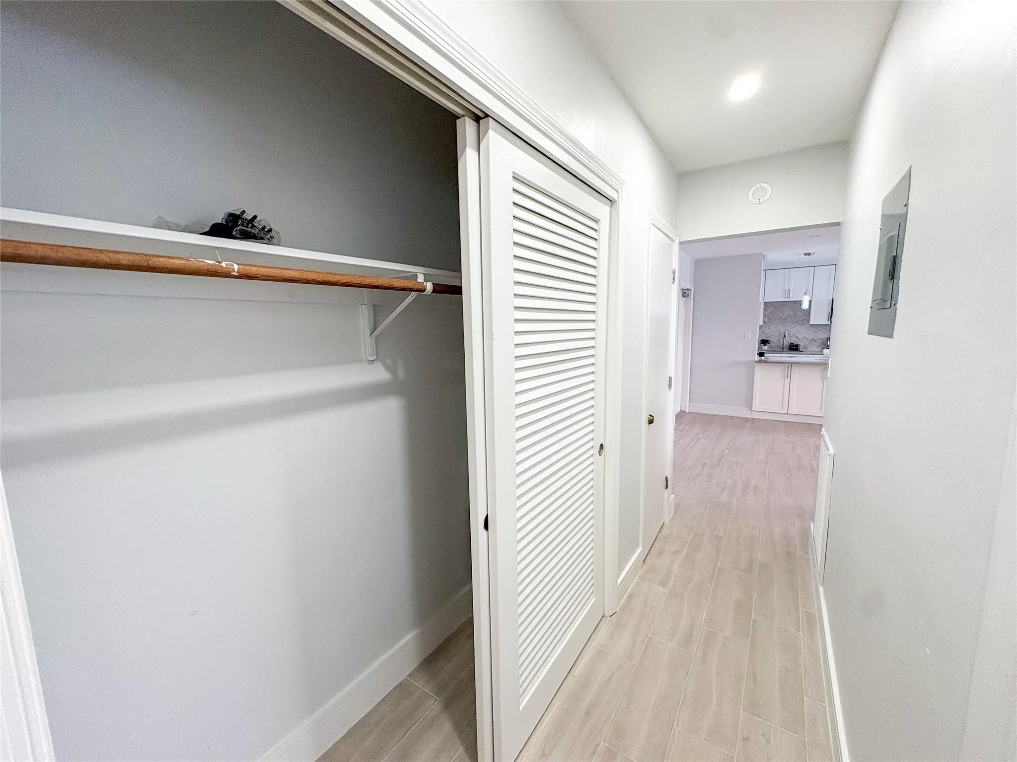 4541 N Ocean Dr, #8