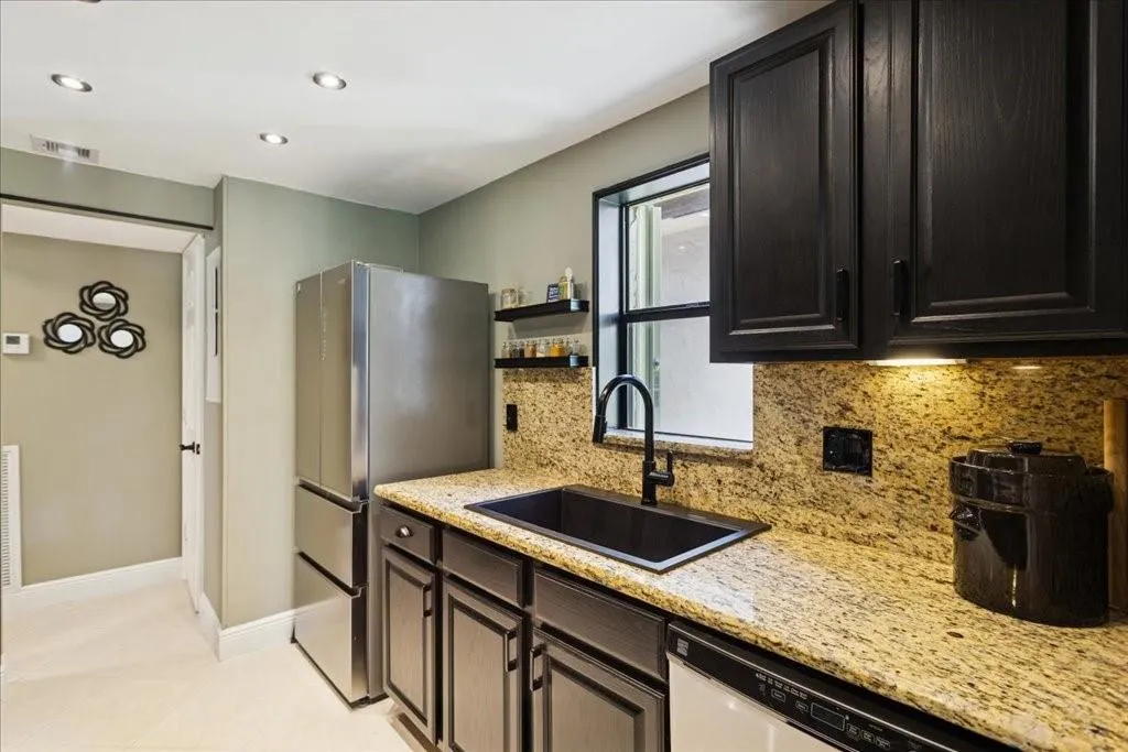 149 NW 70th St, #106