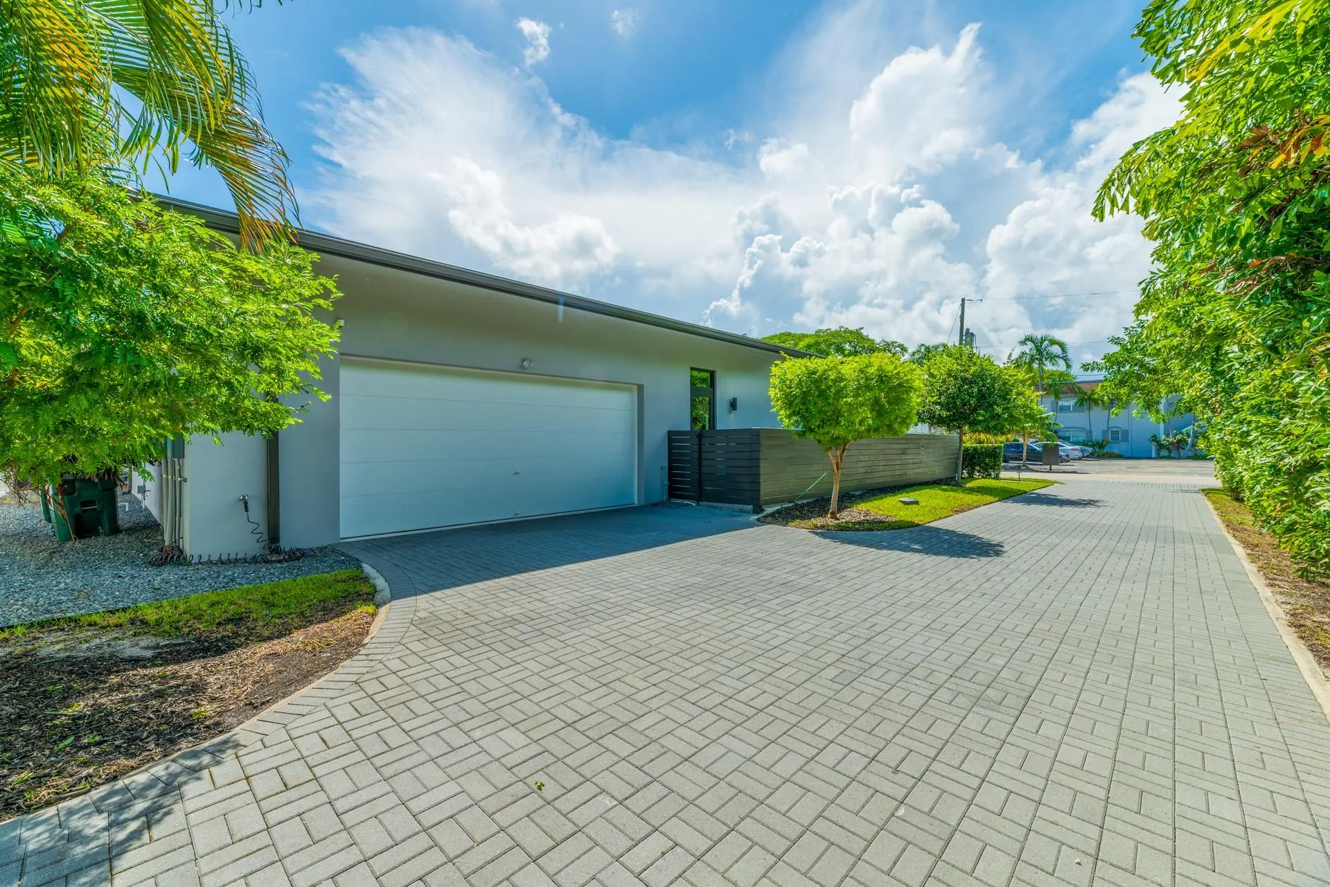 3400 NE 15th Ave