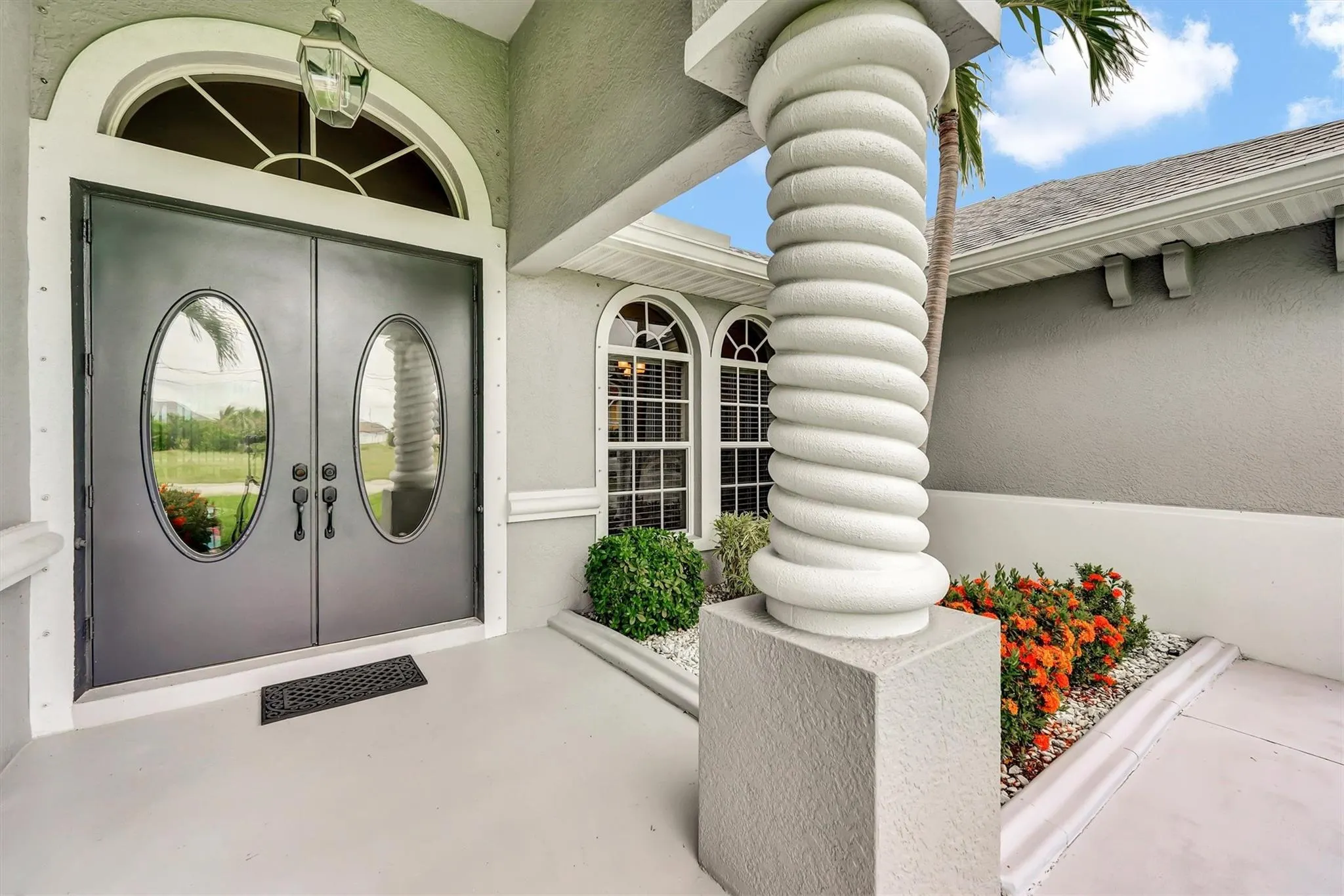 126 SW 39th Pl