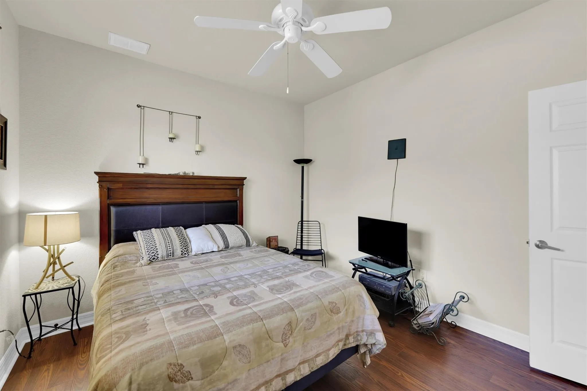 126 SW 39th Pl