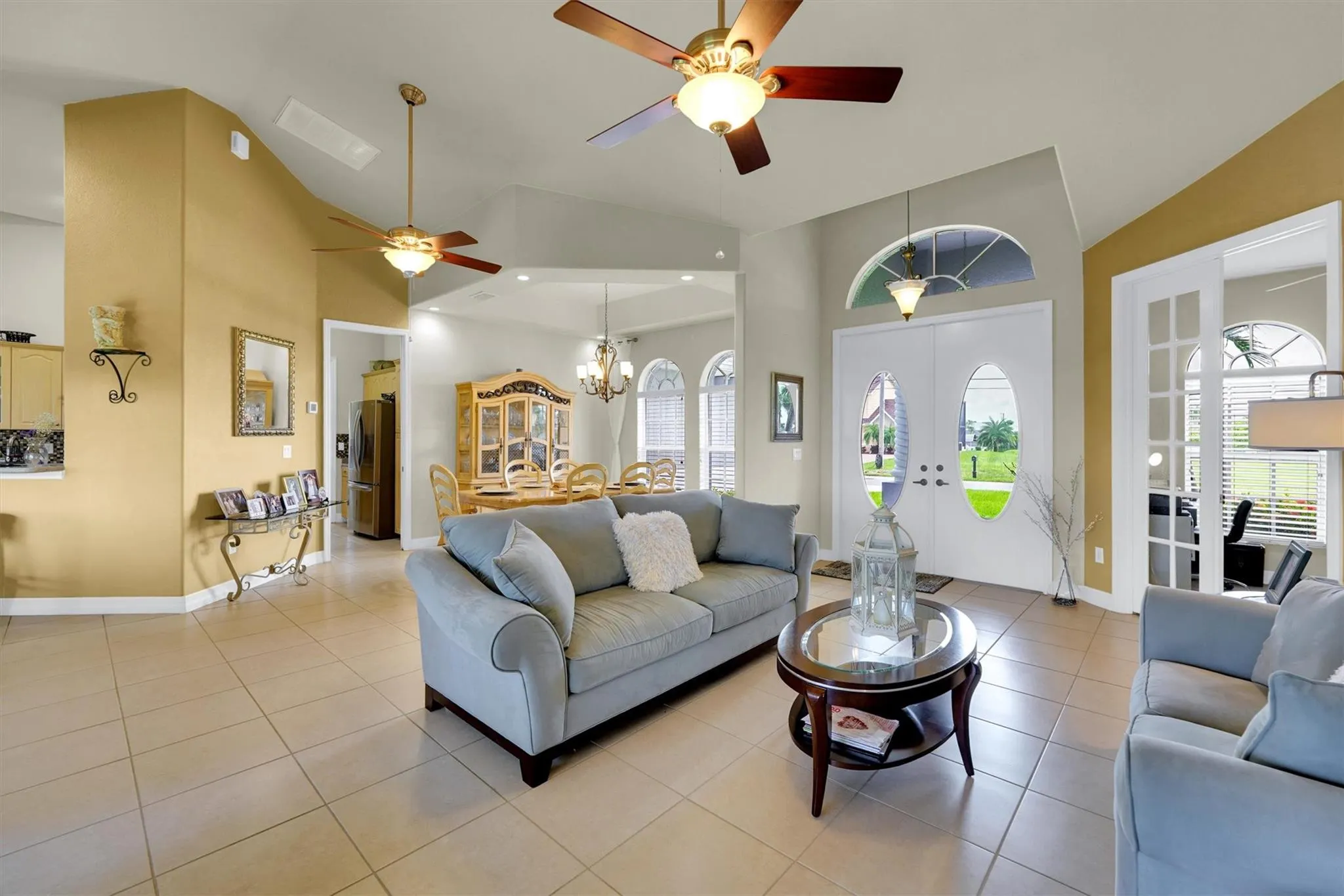 126 SW 39th Pl