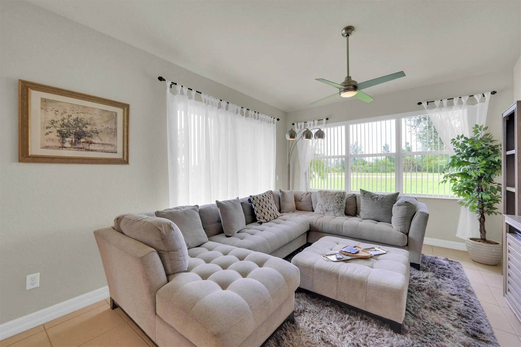 126 SW 39th Pl