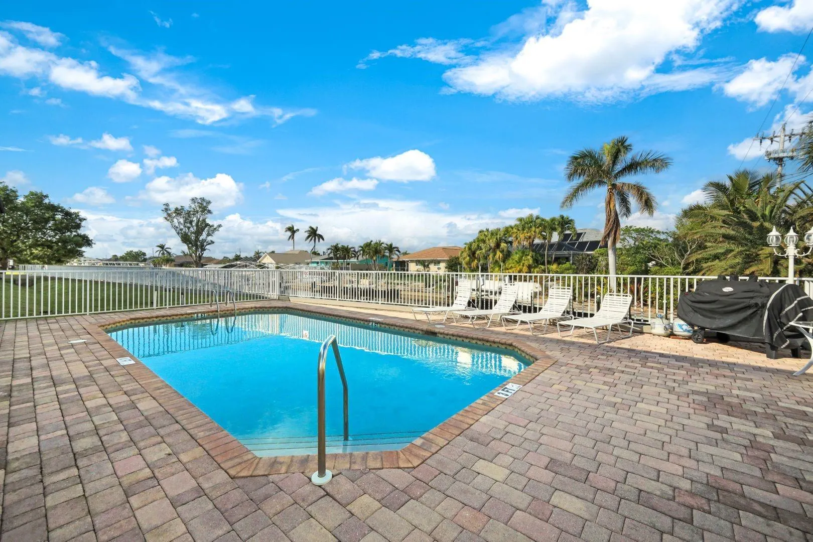 403 SW 47th Ter, #203