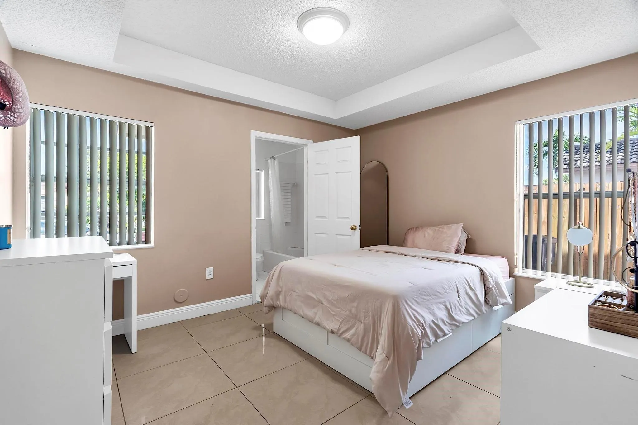 14163 SW 150th Ave