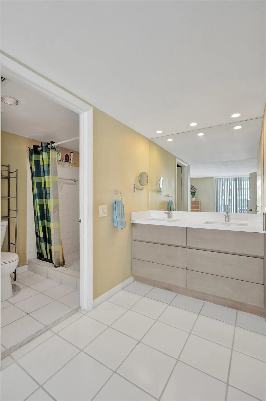 1010 S Ocean Blvd, #912